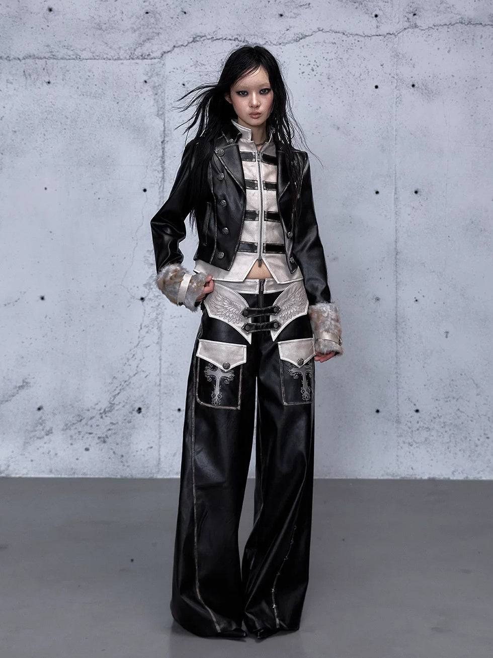 NO ROMANCE Vintage Distressed Low Rise Wide Leg Relaxed Fit Women Faded Black Pants