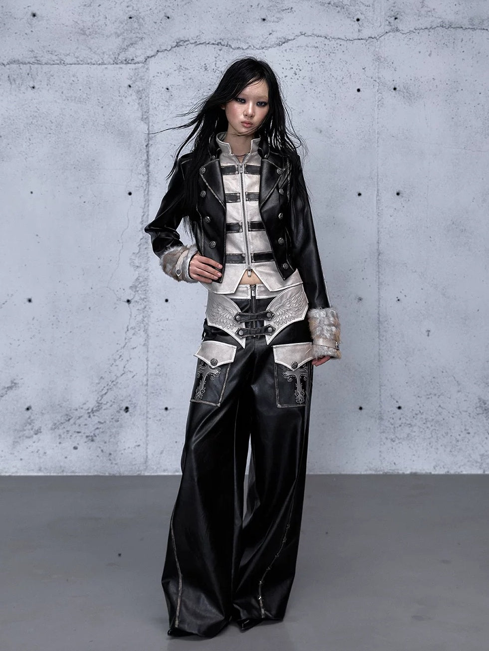 NO ROMANCE Vintage Distressed Low Rise Wide Leg Relaxed Fit Women Faded Black Pants