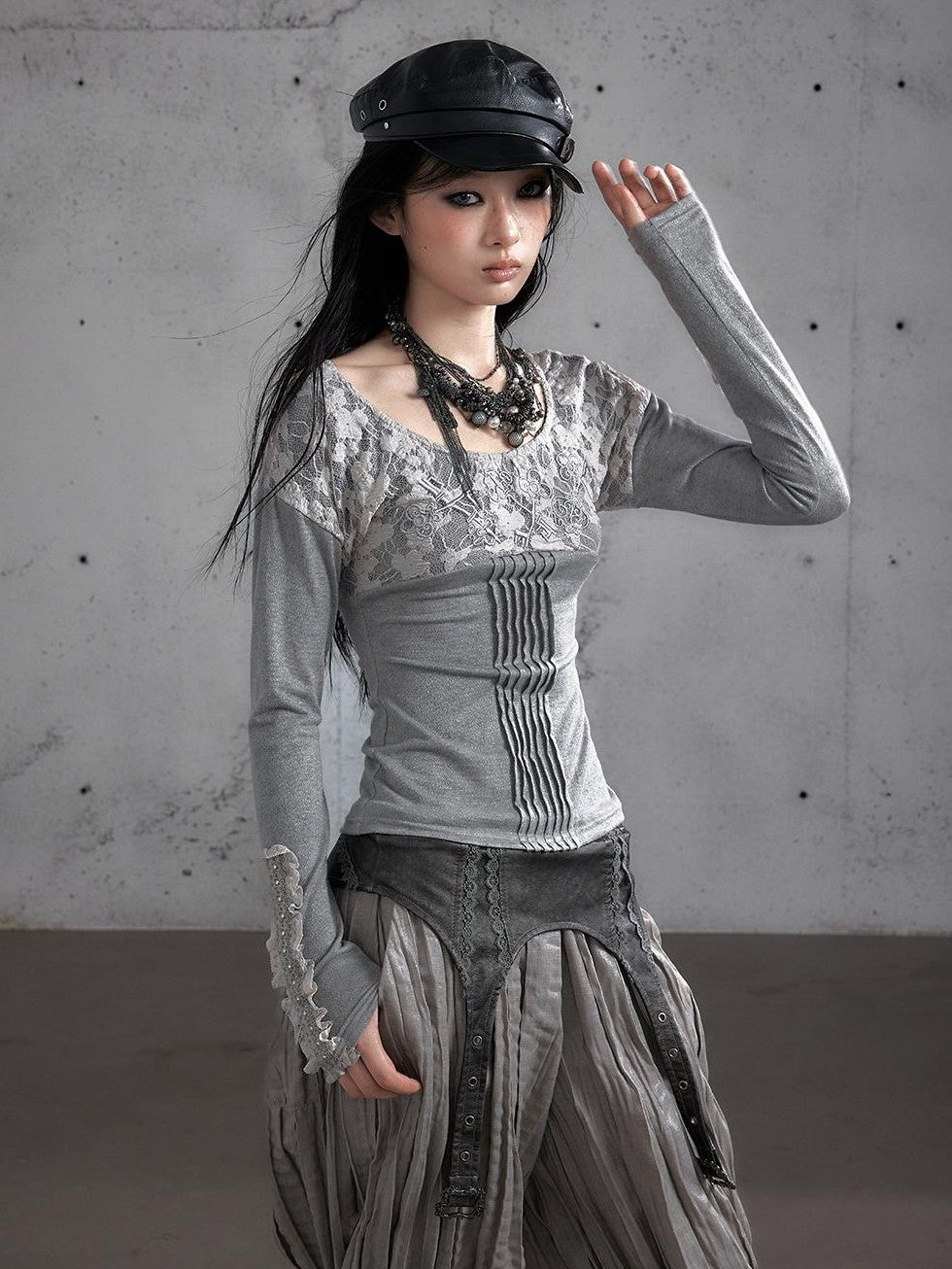 NO ROMANCE Vintage Lace Embroidered Slim Fit Women&