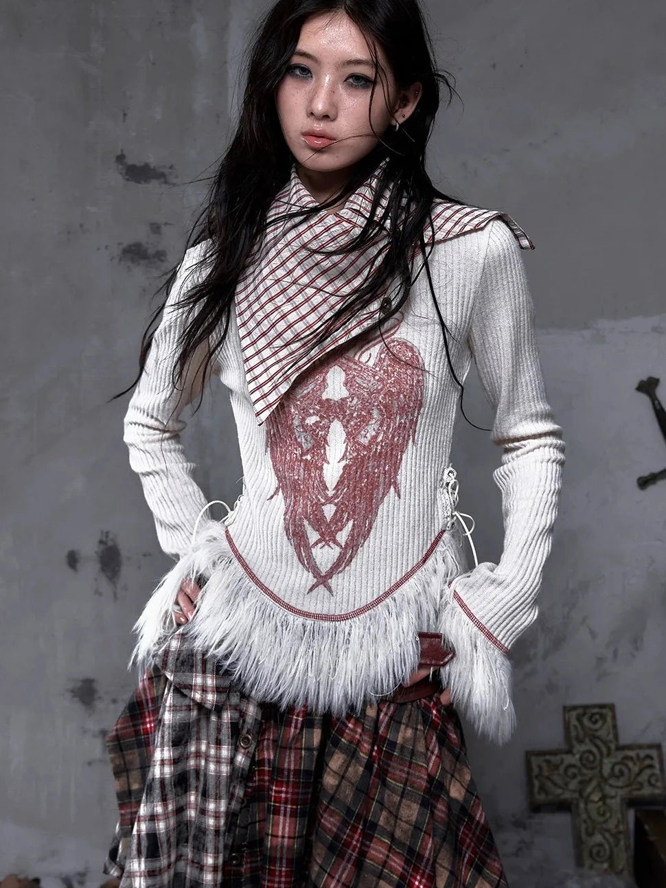 NO ROMANCE Vintage Letter Print Collared Long Sleeve Slim Fit Women Red White T-Shirt