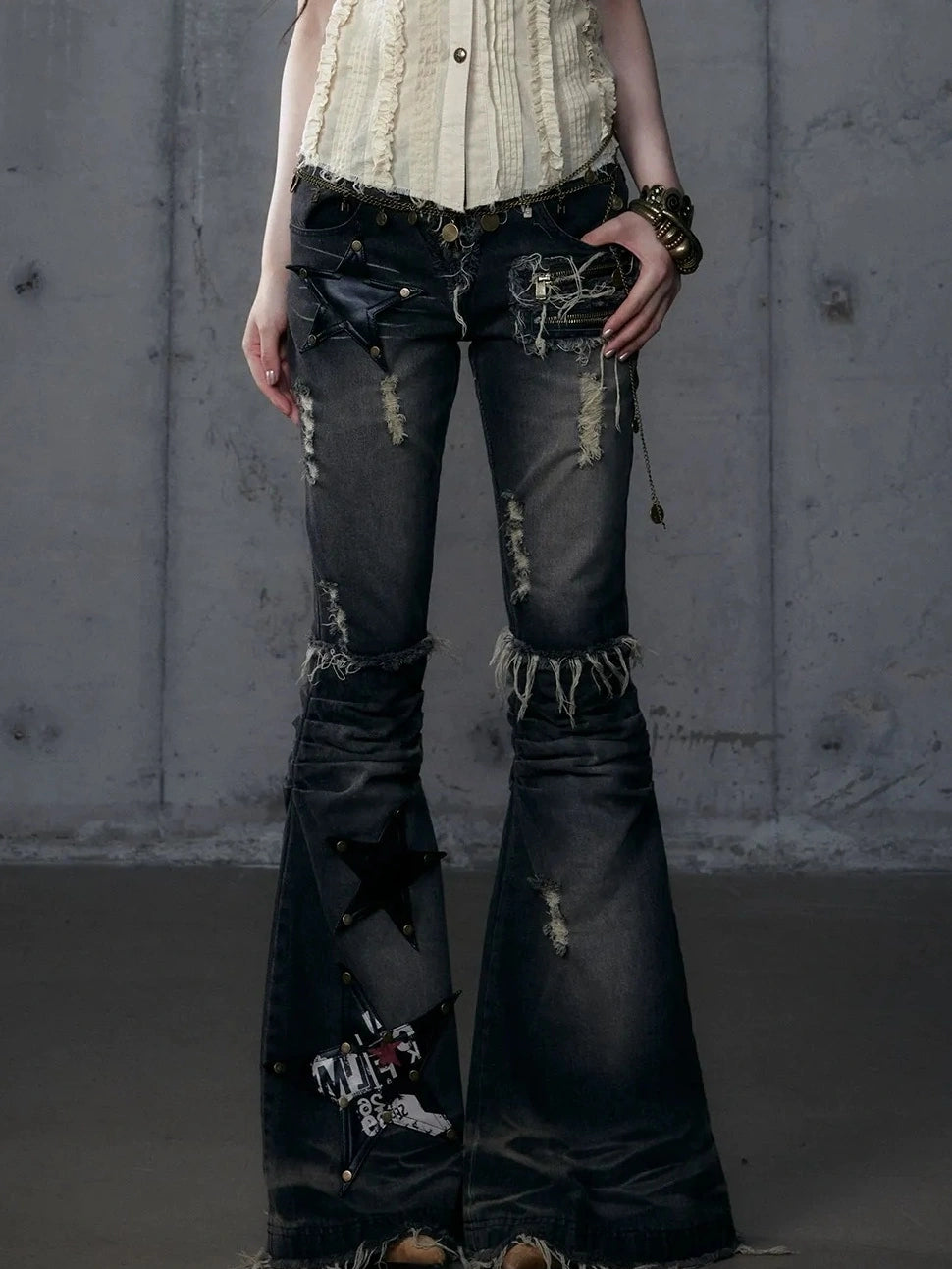 NO ROMANCE Vintage Washed Black Star Print High Waisted Slim Non Stretch Women Denim Jeans