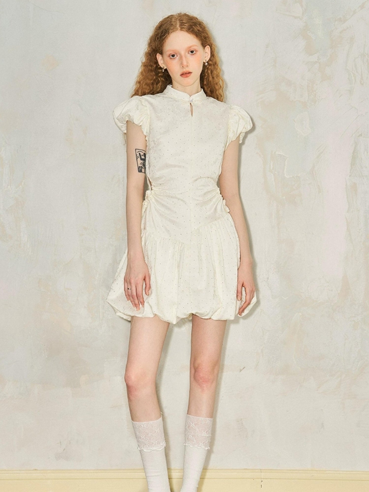 DIDDI MODA New Chinese Knot Bubble Sleeve Hollow Waist Ruffle Dress