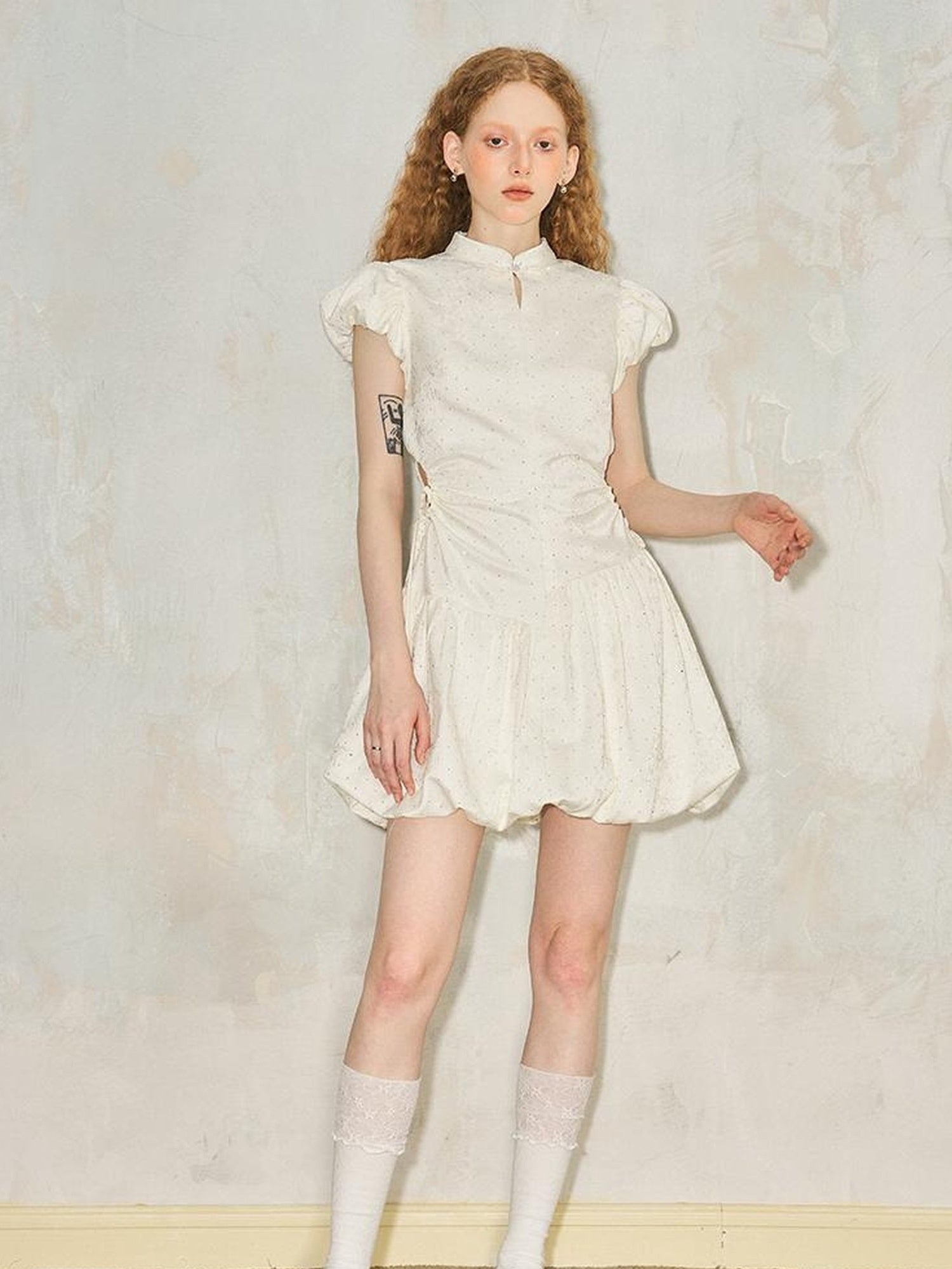 DIDDI MODA New Chinese Knot Bubble Sleeve Hollow Waist Ruffle Dress