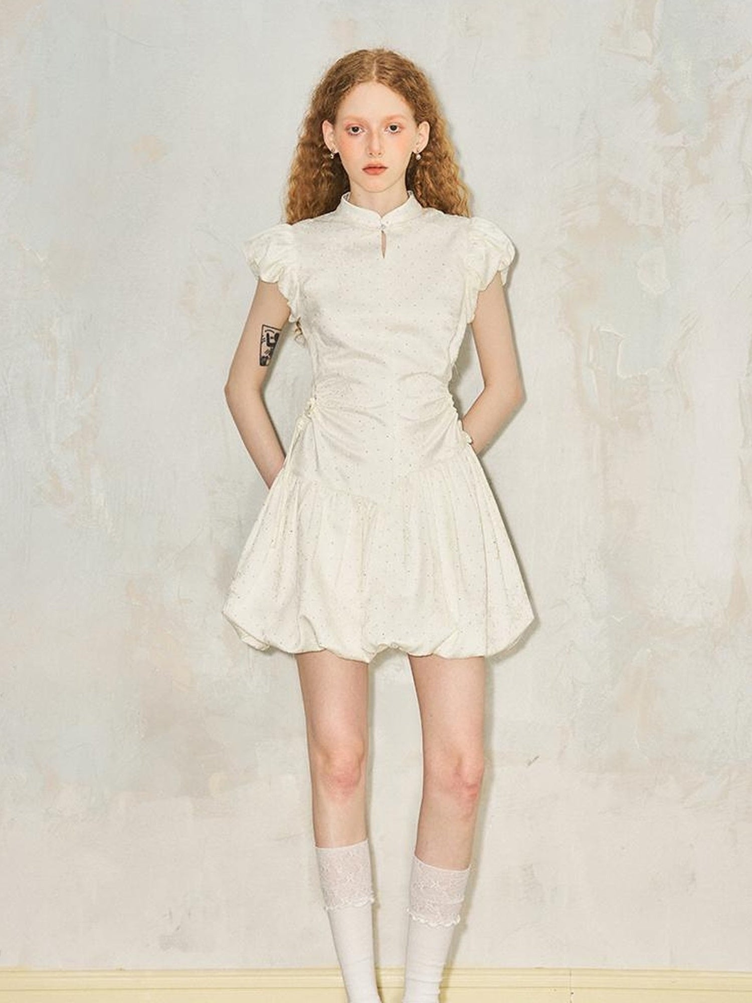 DIDDI MODA New Chinese Knot Bubble Sleeve Hollow Waist Ruffle Dress