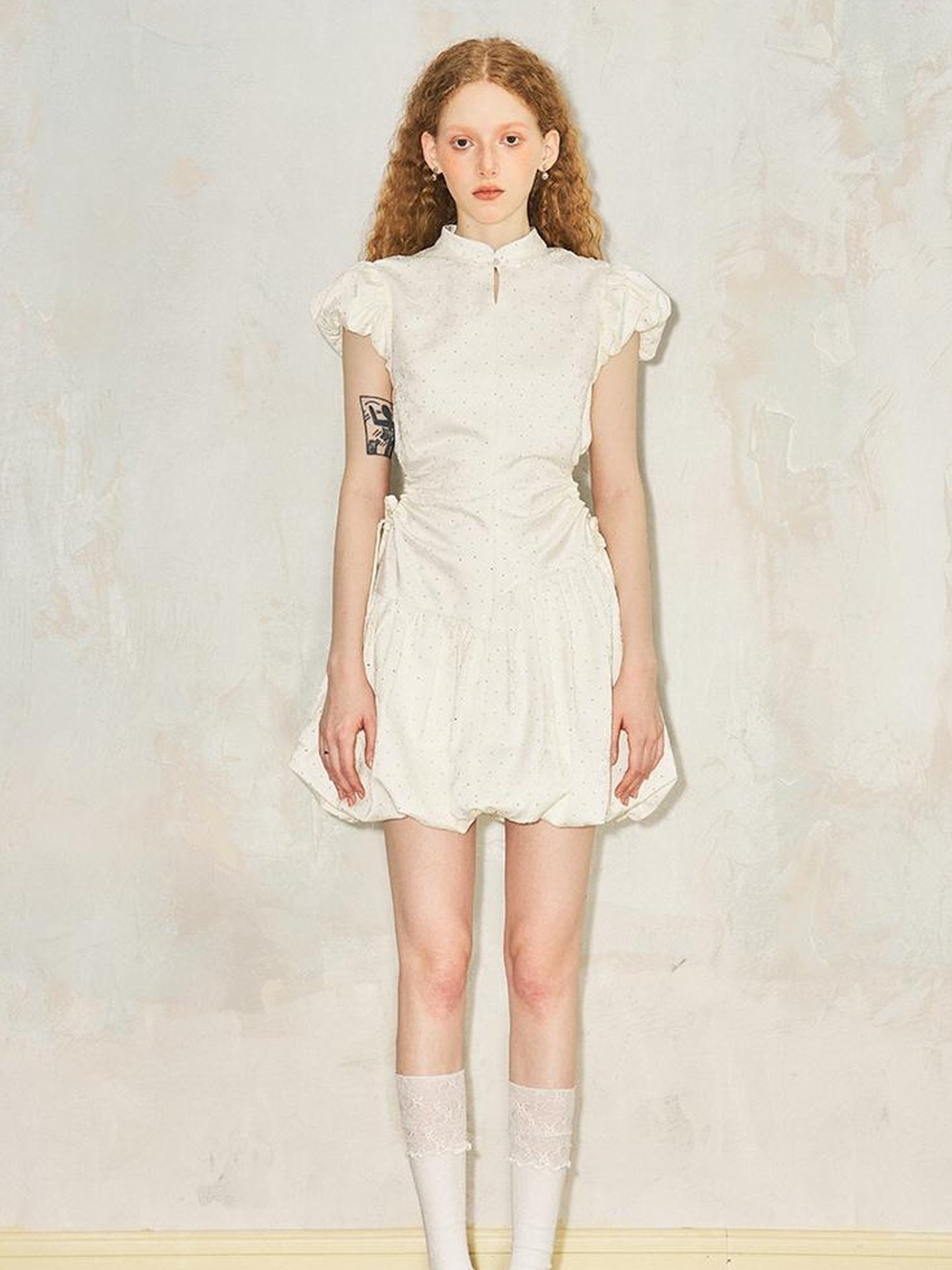 DIDDI MODA New Chinese Knot Bubble Sleeve Hollow Waist Ruffle Dress