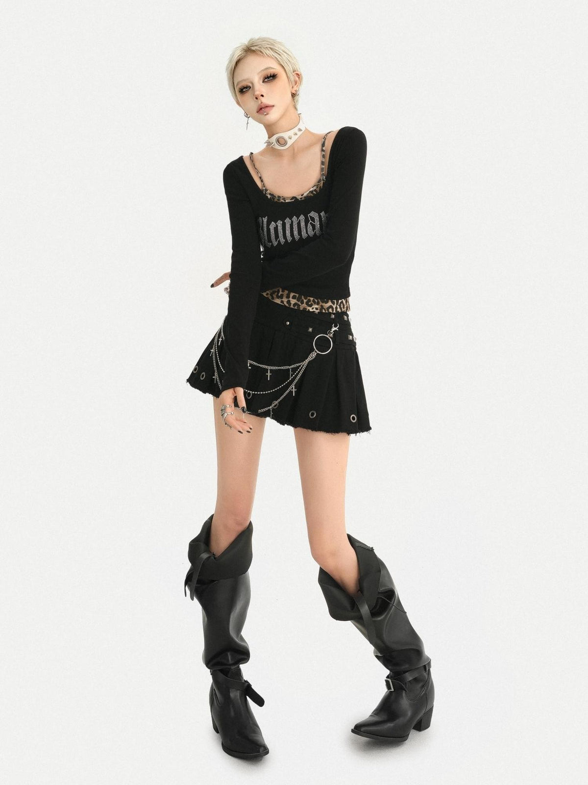 Nico Molly Black Letter Print Slim Fit U Neck Women&