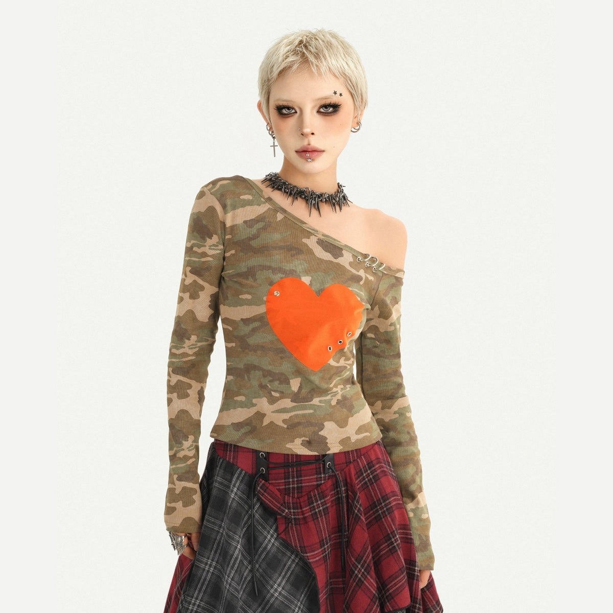 Nico_Molly_Camo_Heart_Print_Punk_Slanted_Shoulder_Women&