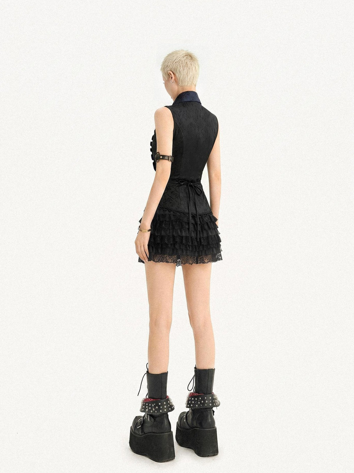 Nico Molly Dark French Gothic Sleeveless Cinched Waist Slim Women&