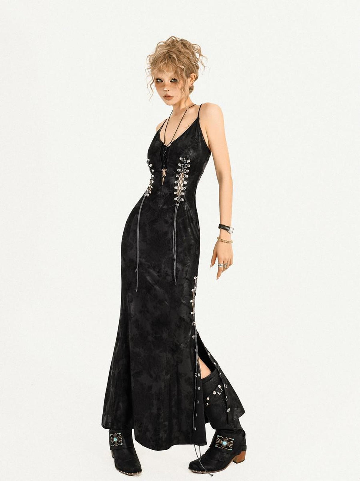 Nico Molly Dark Gothic Burnout V-neck Women&