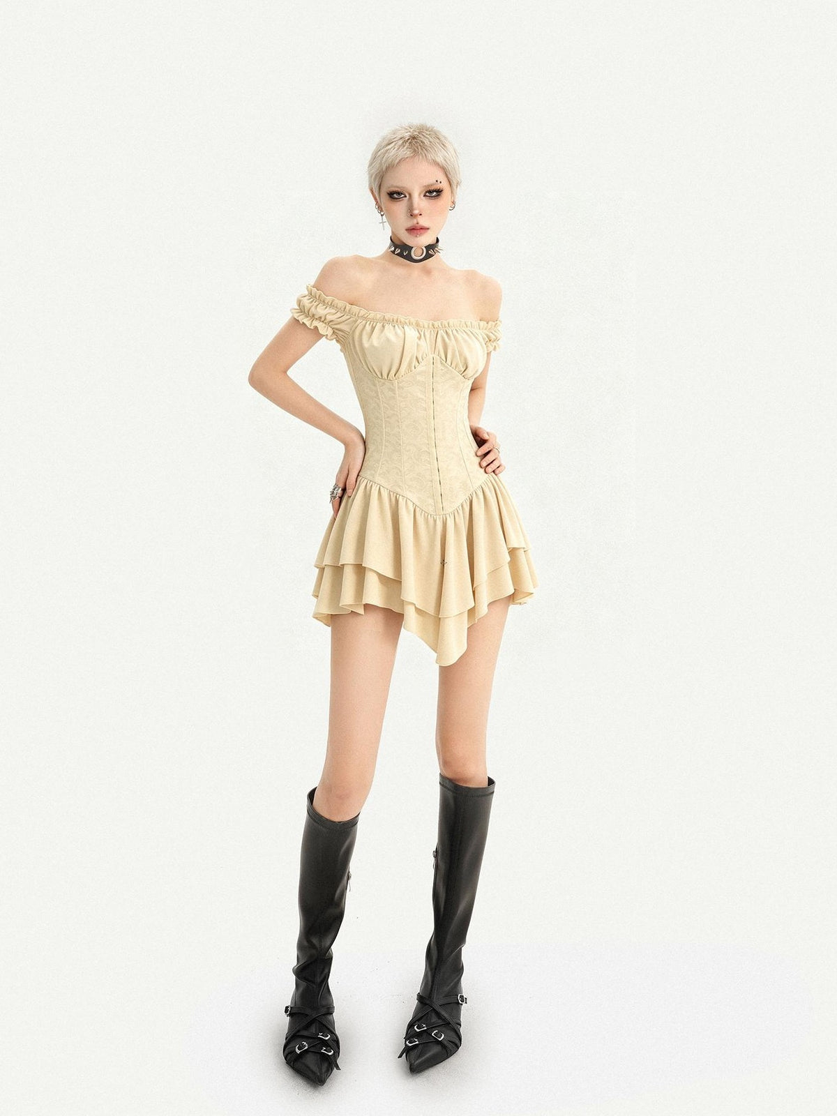 Nico Molly Gothic Ruffled Tiered Cinched Waist Women&