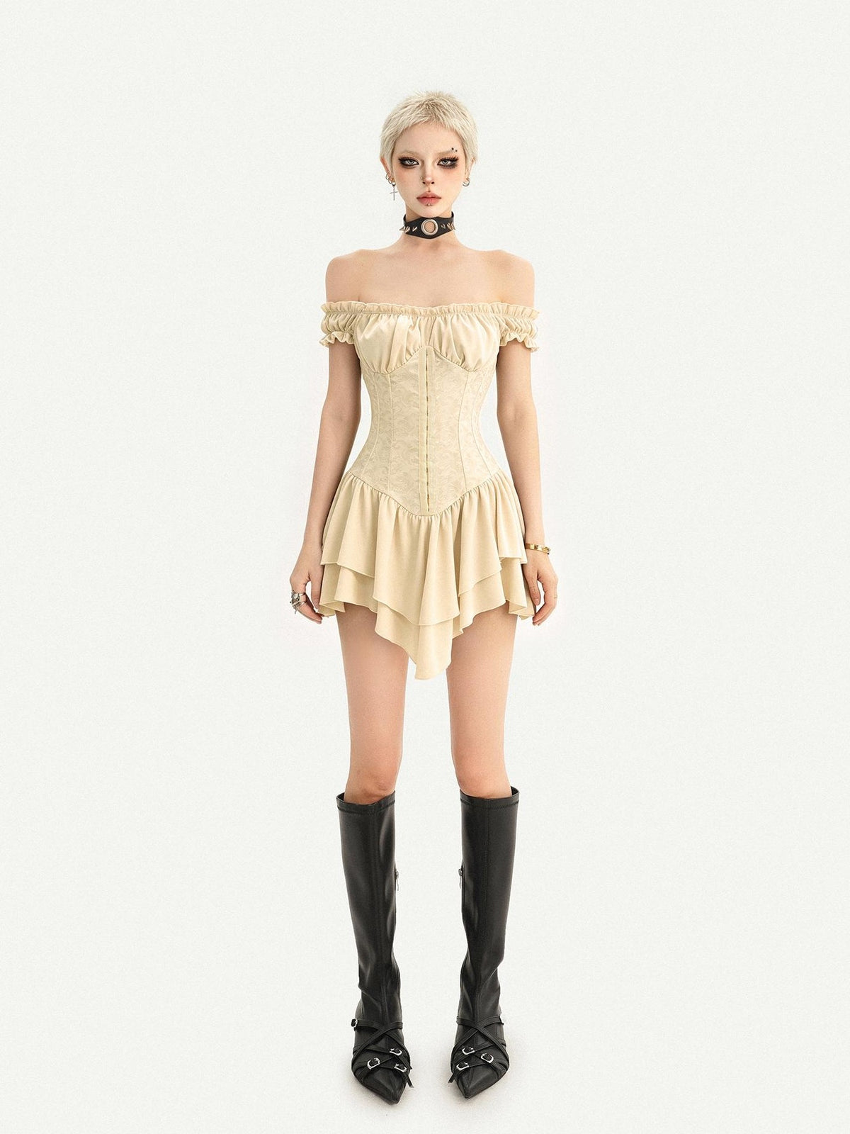 Nico Molly Gothic Ruffled Tiered Cinched Waist Women&