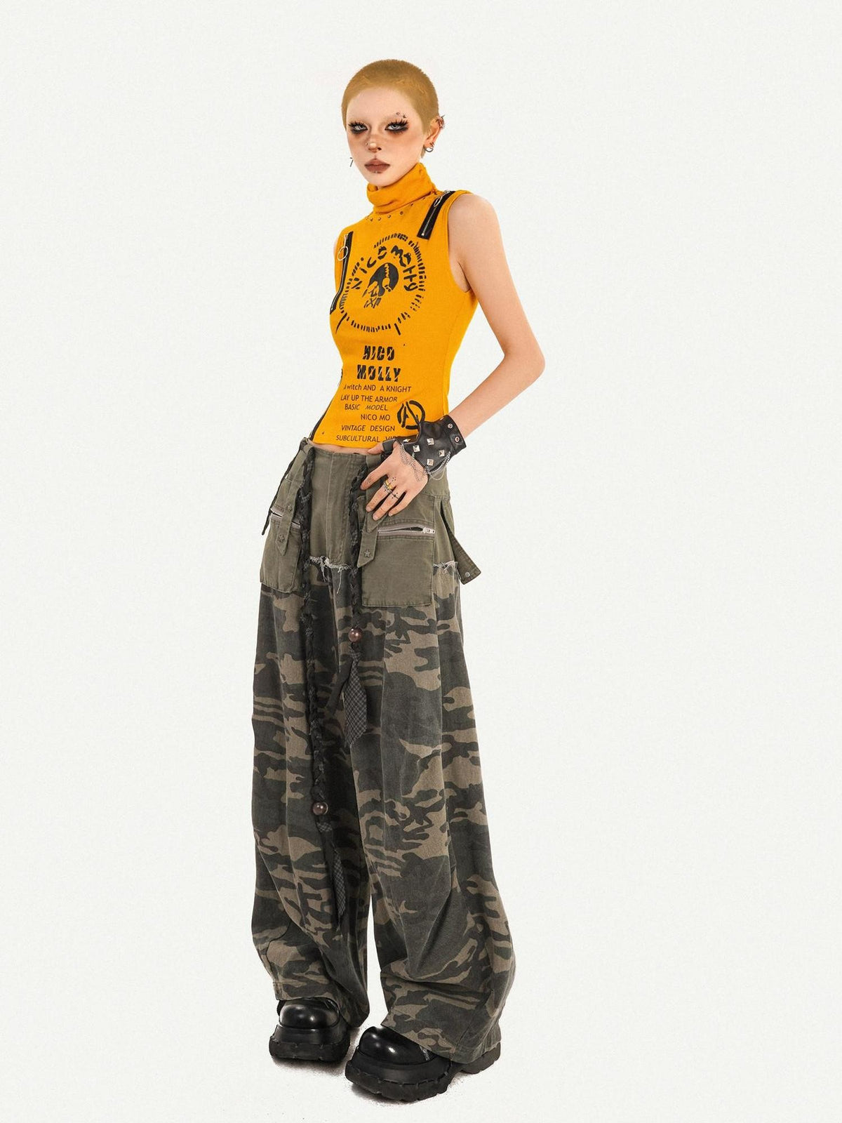 Nico Molly Orange Letter Print Zipper High Neck Slim Short Women&