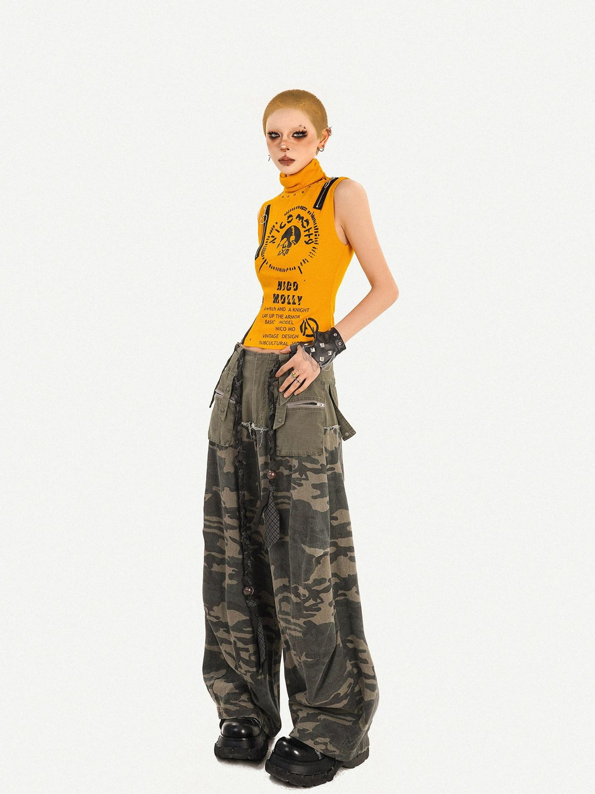 Nico Molly Orange Letter Print Zipper High Neck Slim Short Women&