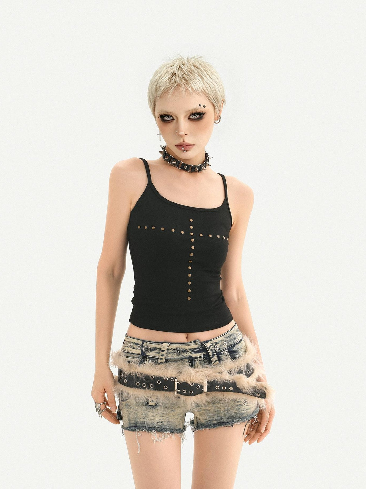 Nico Molly Vintage Print Studded U Neck Slim Cropped Women&