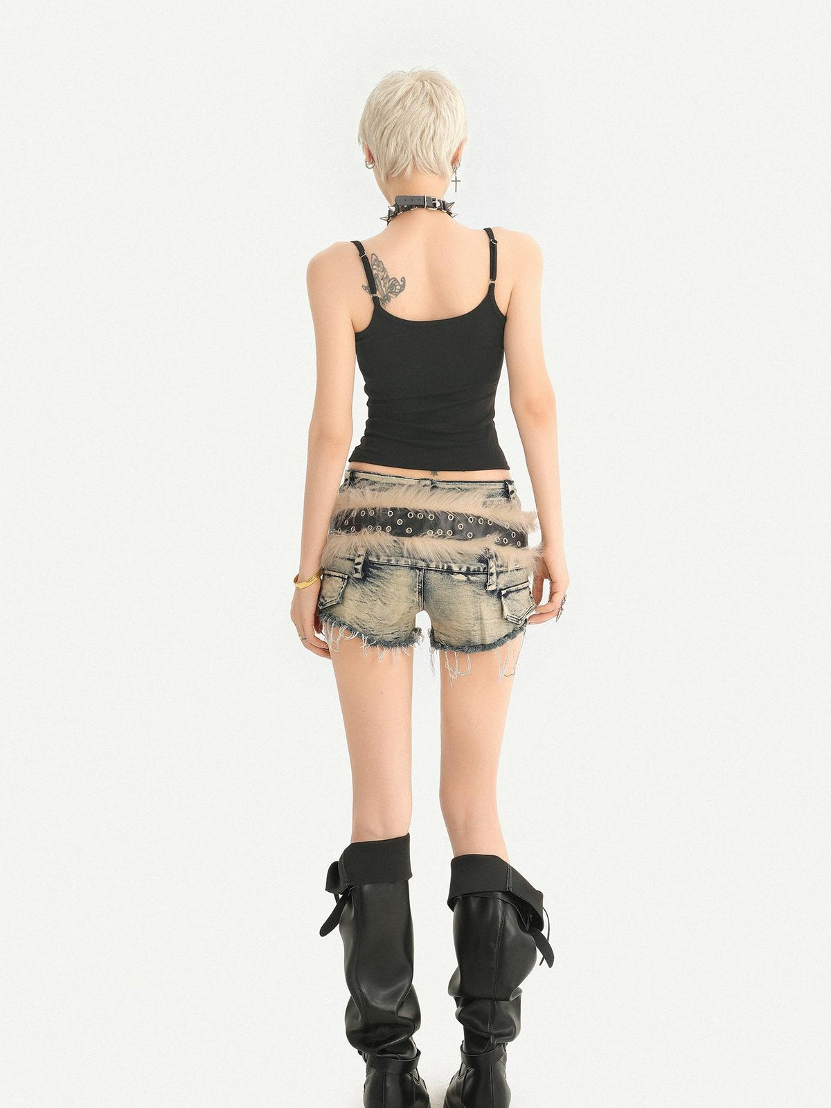 Nico Molly Vintage Print Studded U Neck Slim Cropped Women&