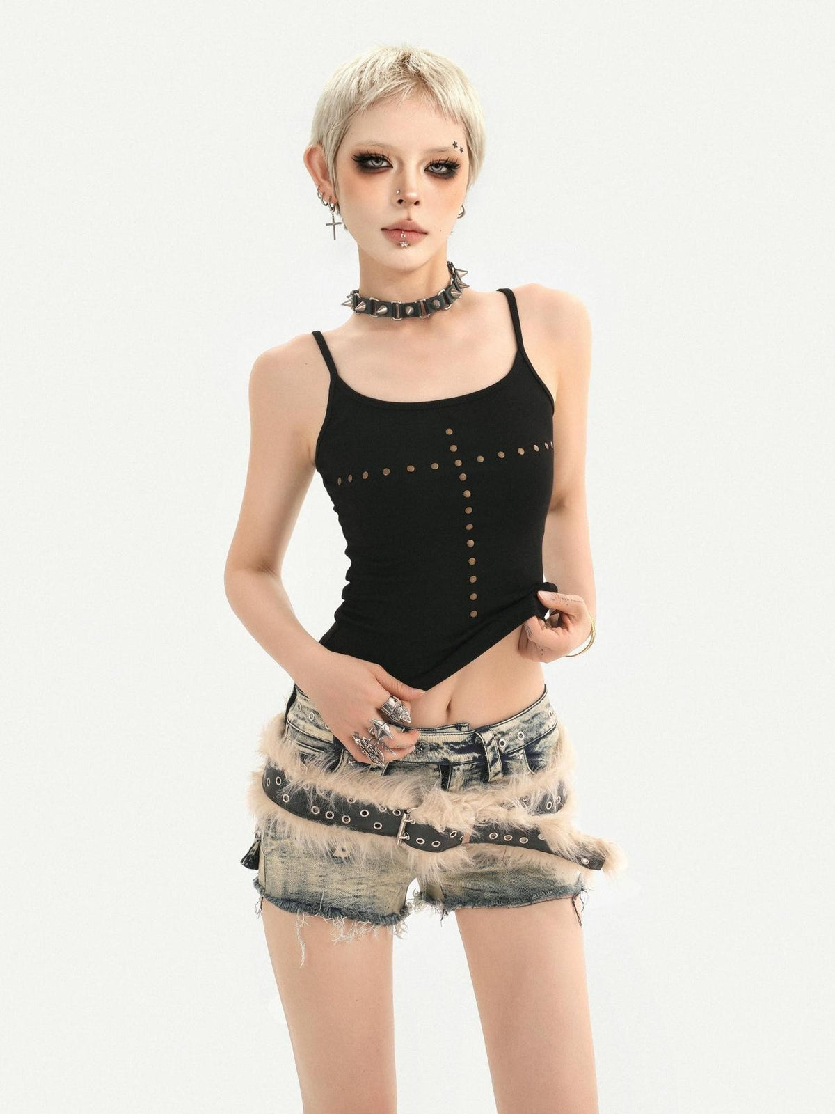 Nico Molly Vintage Print Studded U Neck Slim Cropped Women&
