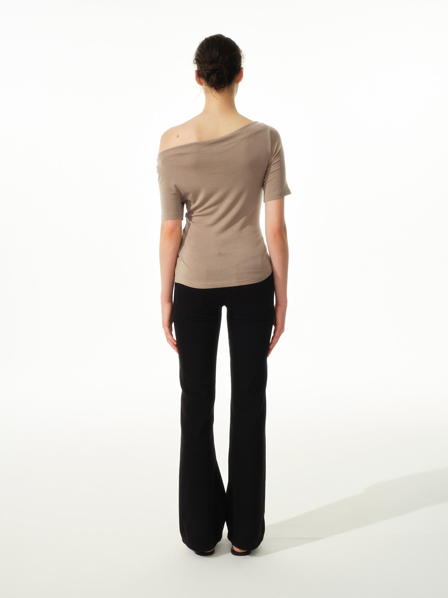 Northbutsouth Asymmetric Ruffle Hem Soft Fitted Top