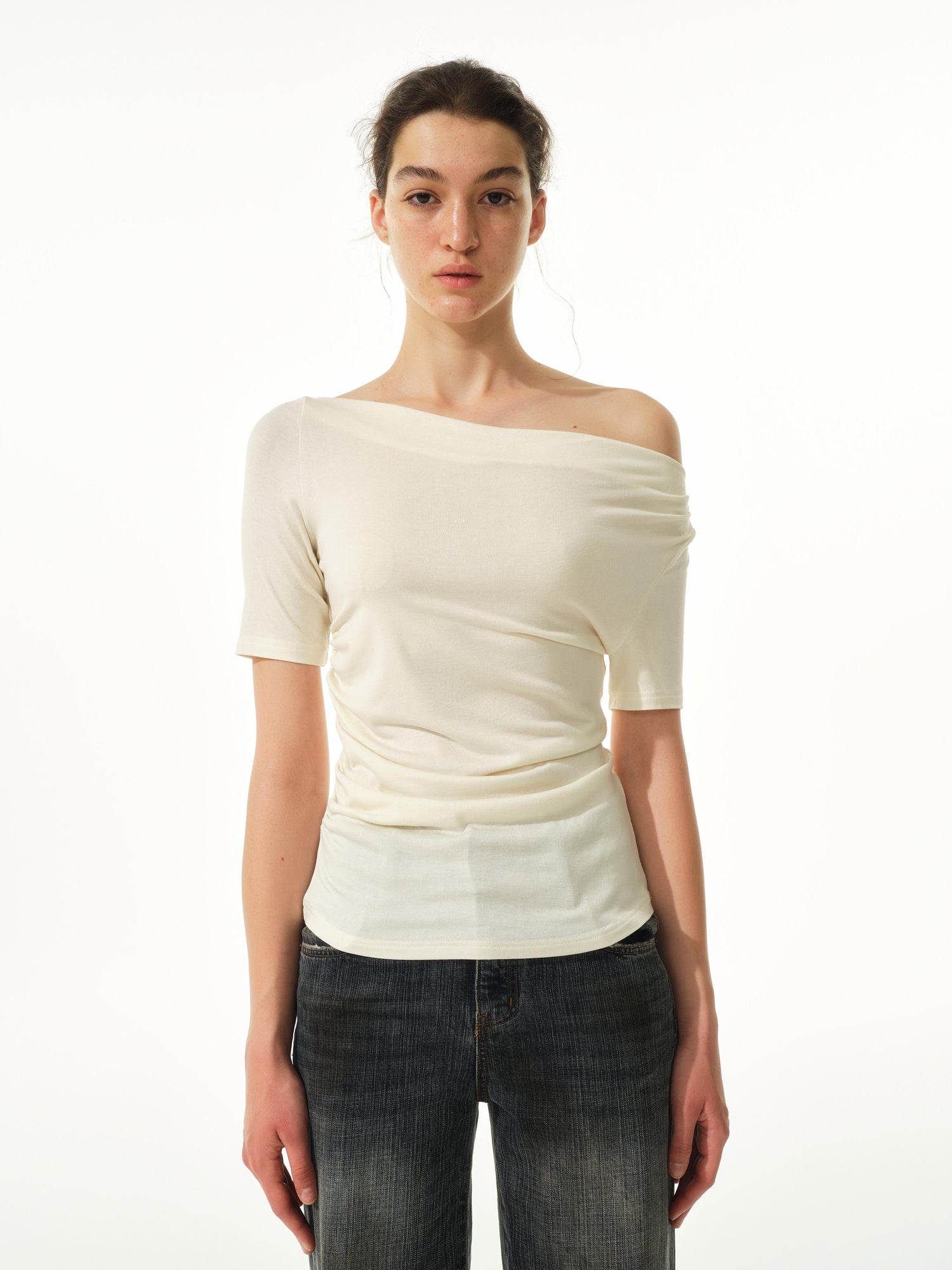 Northbutsouth Asymmetric Ruffle Hem Soft Fitted Top