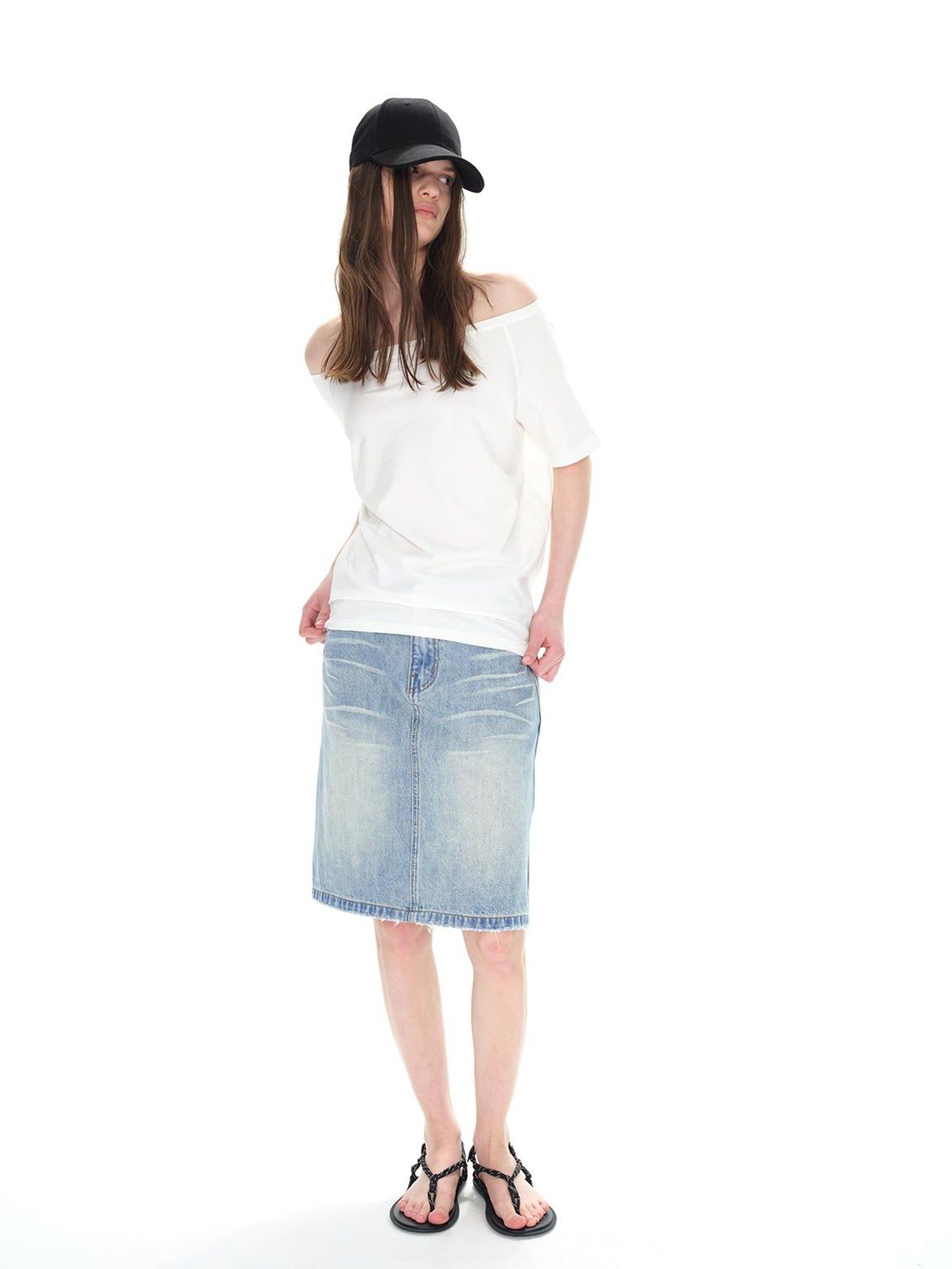 Northbutsouth Asymmetric Shoulder Stacked Two Way T-shirt