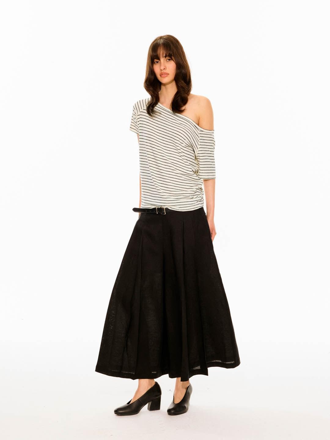 Northbutsouth Black And White Double Pleated Relaxed Women&