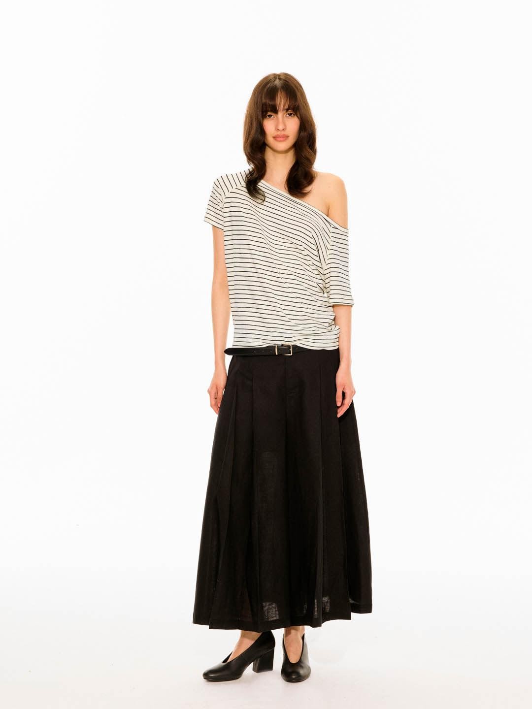 Northbutsouth Black And White Double Pleated Relaxed Women&