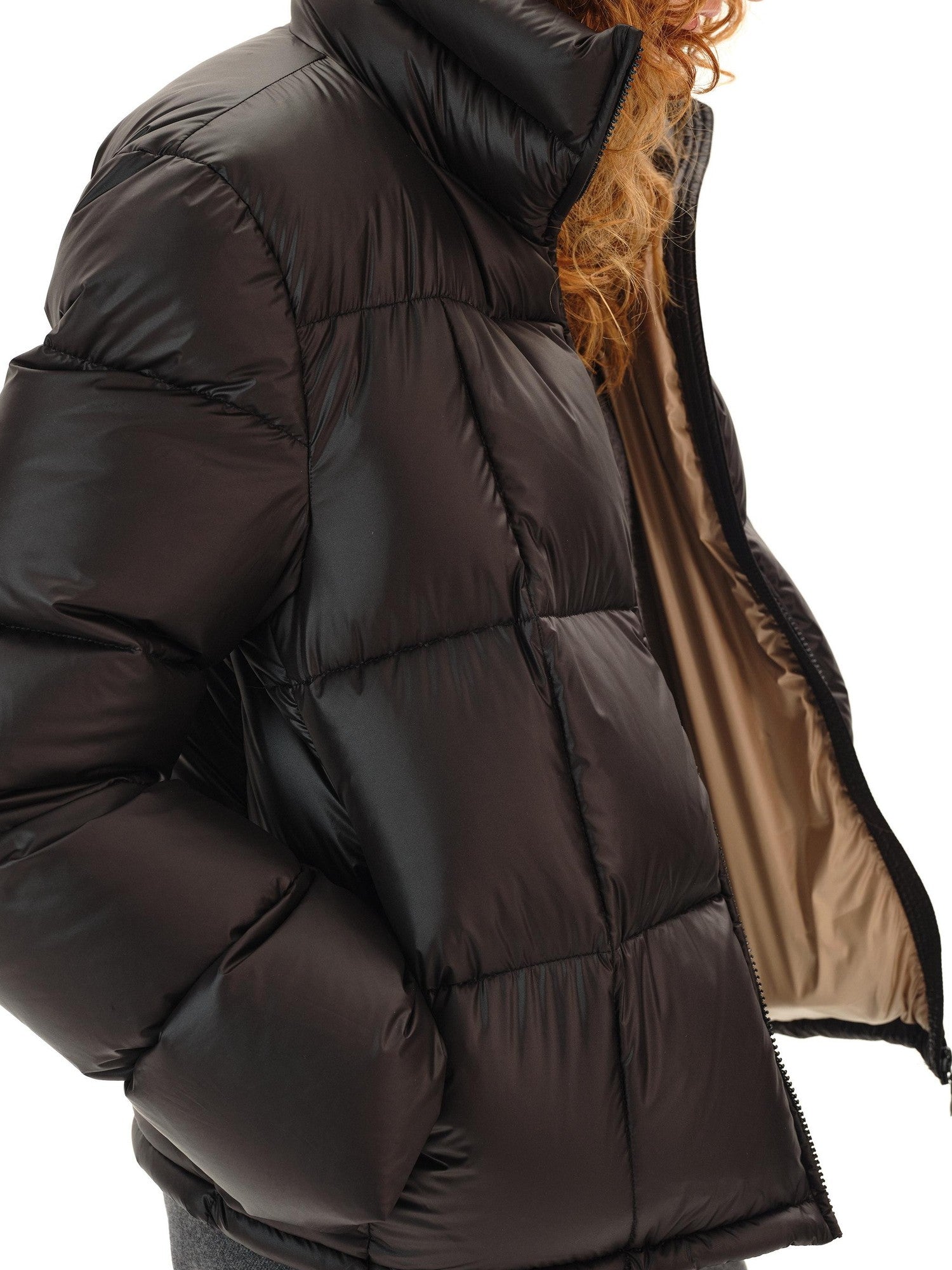 Northbutsouth Black Short Quilted Panel Stand Collar Women&