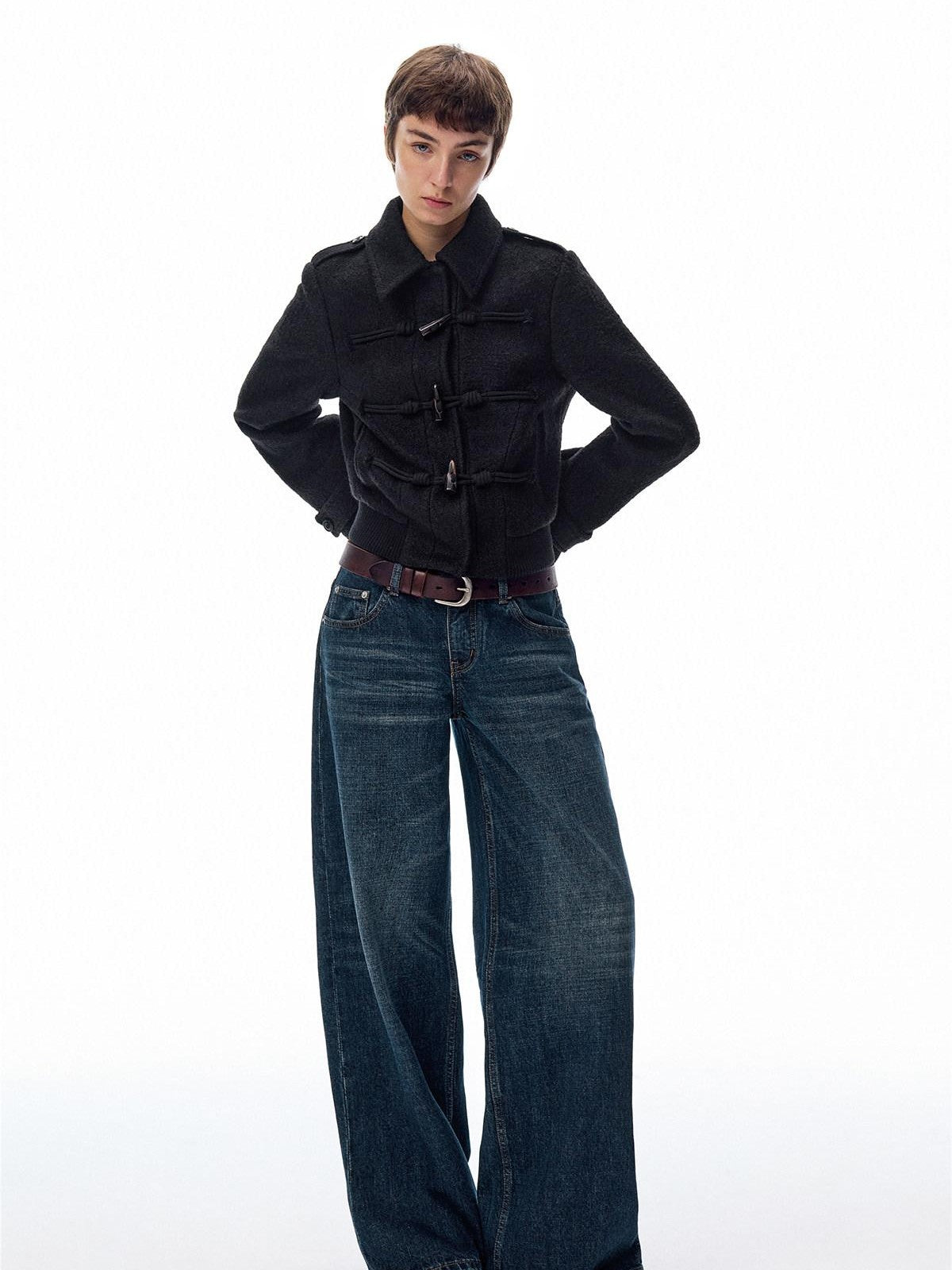 Northbutsouth Black Short Structured Horn Toggle Lapel Slim Women&