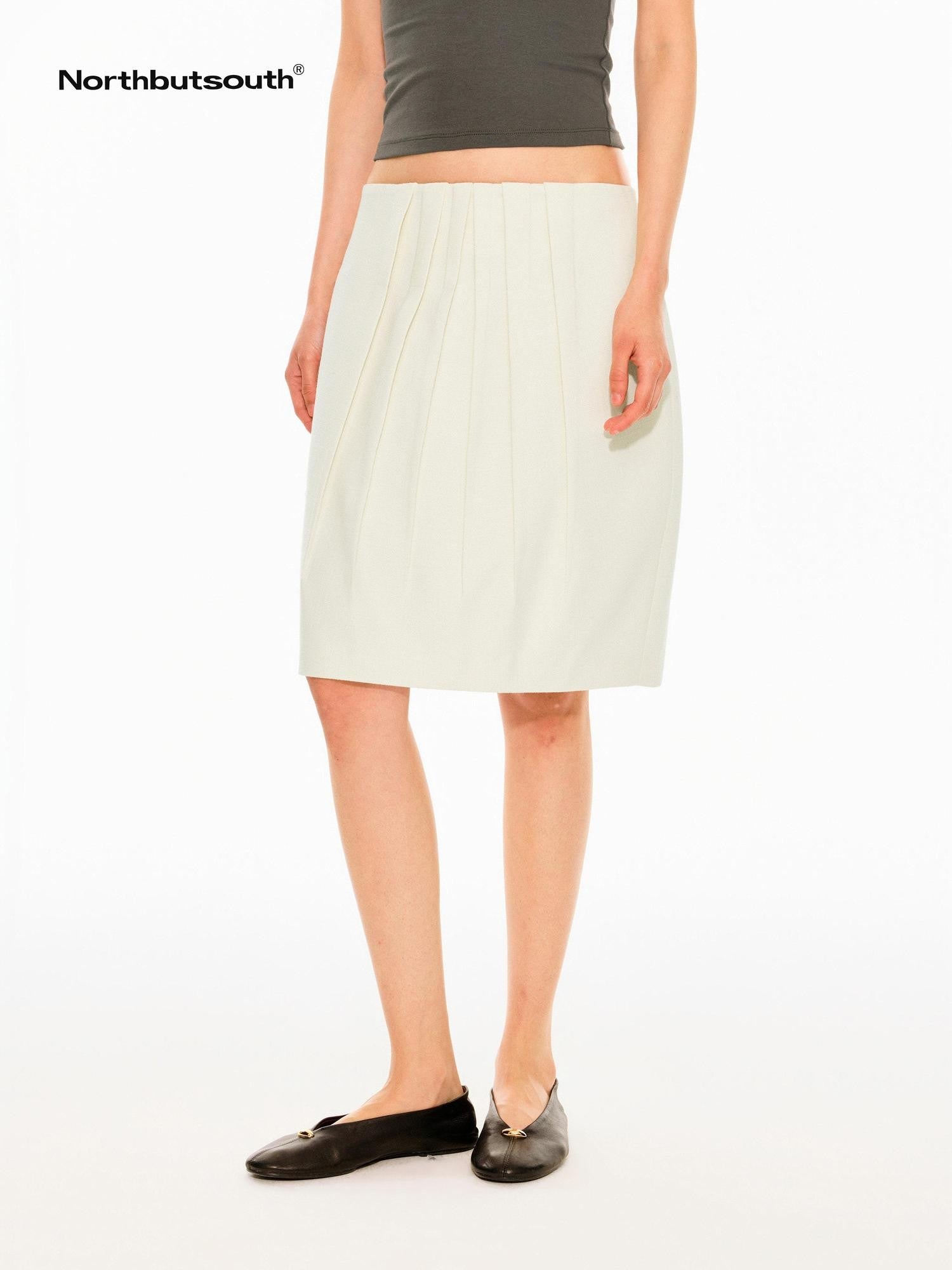 Northbutsouth Black White Pleated Crinkle Pumpkin Women&