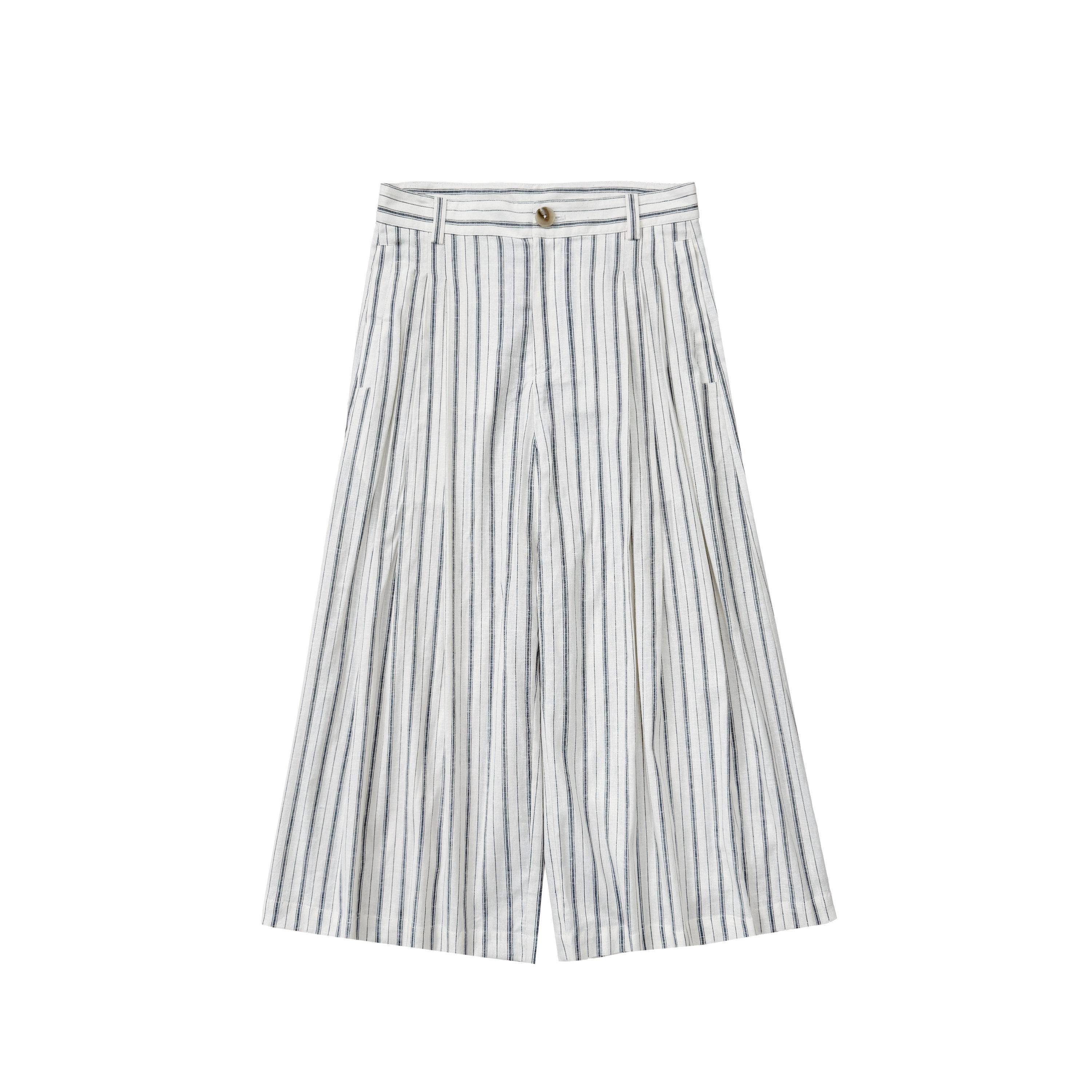 Northbutsouth_Black_White_Striped_Double_Pleated_Cropped_Women&