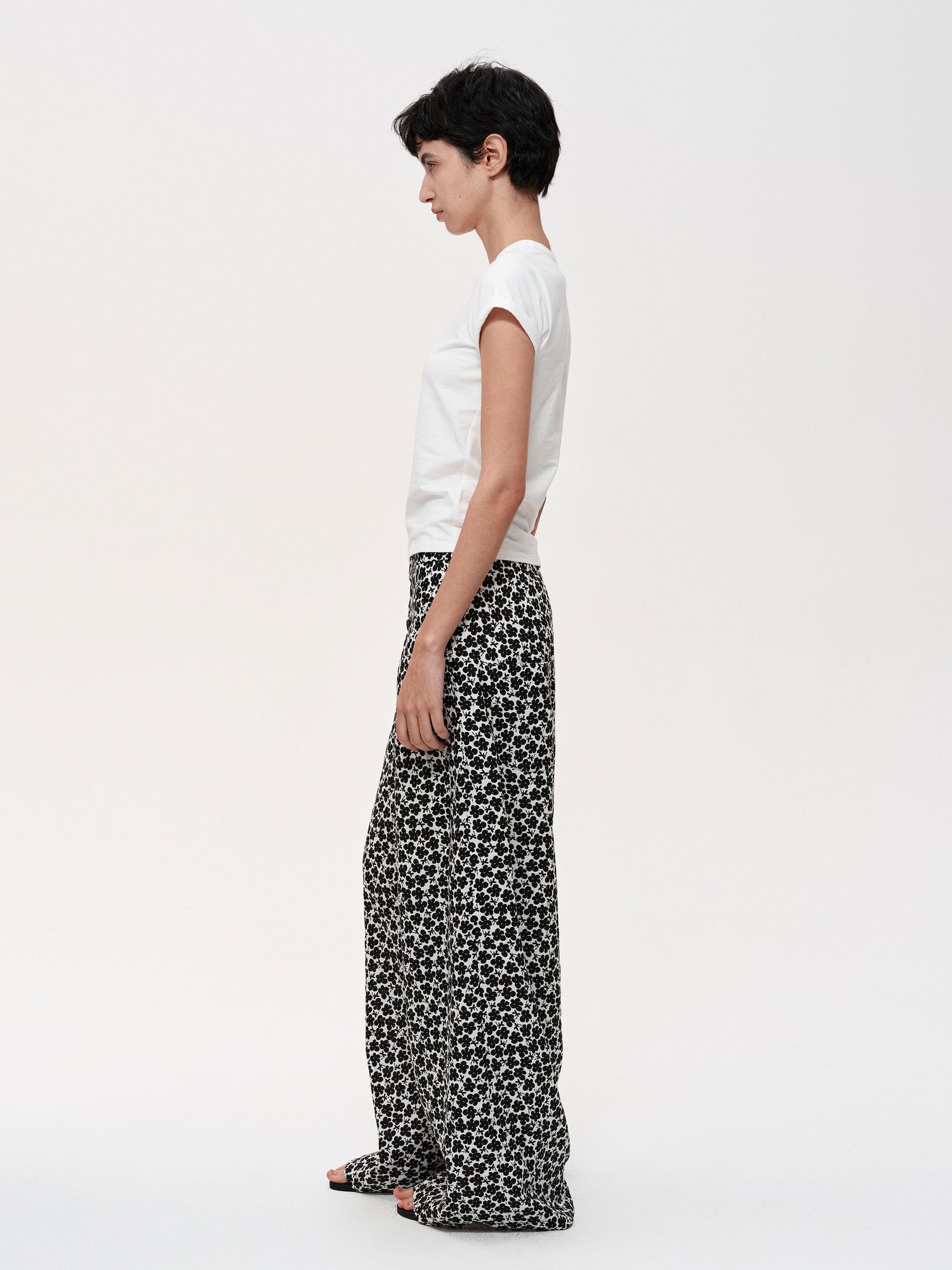 Northbutsouth Classic Crew Neck Turn Up Sleeve Fitted T-shirt Multiple Colors