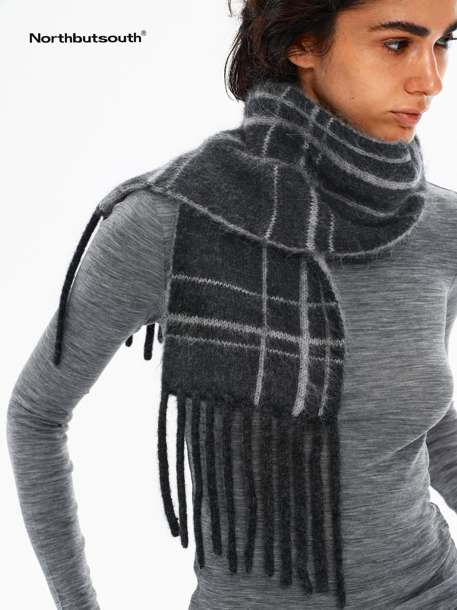 Northbutsouth Classic Plaid Fringed Reversible Women&