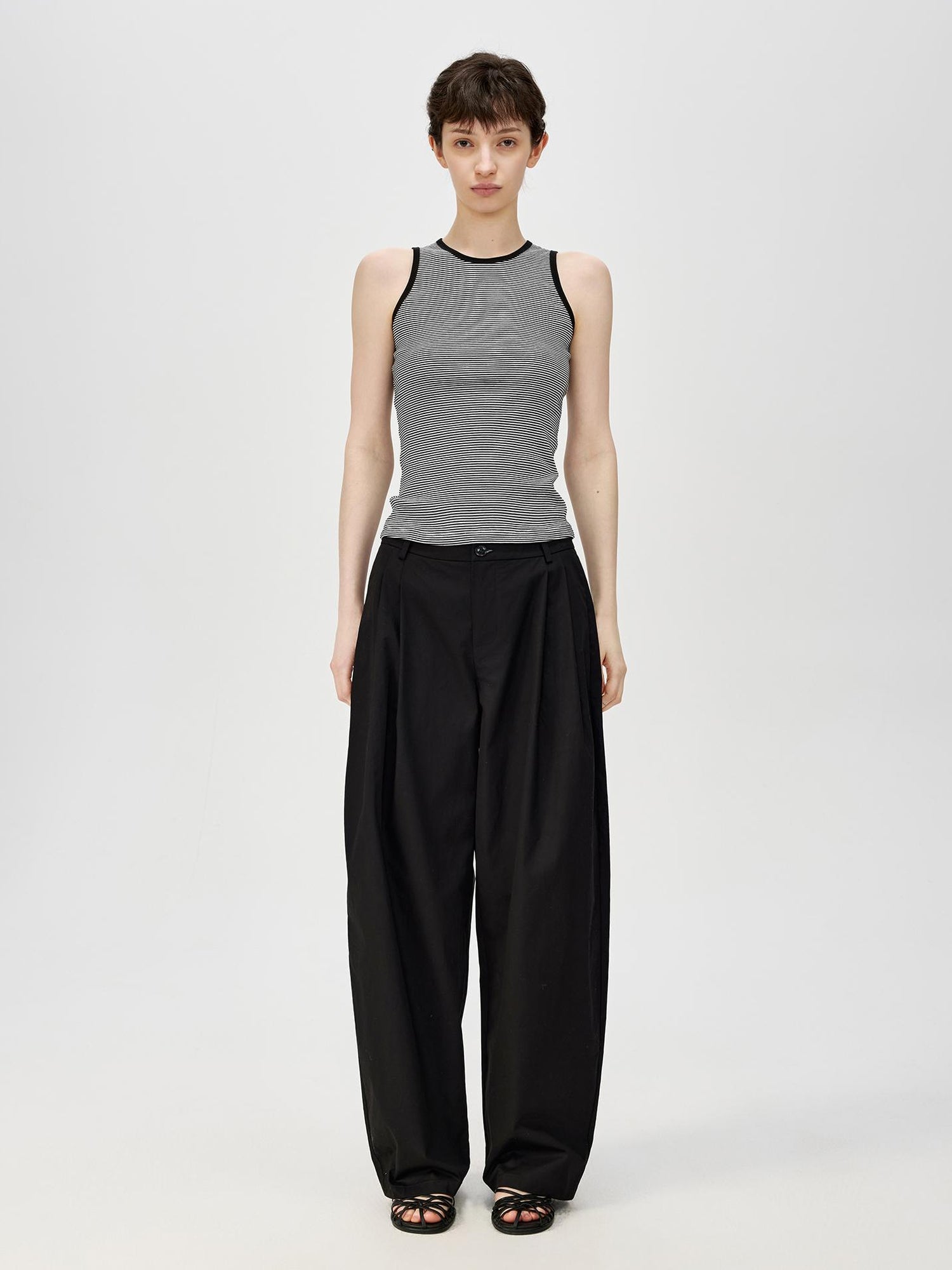 Northbutsouth Classic Striped Round Neck Slim Fitting Color Block Vest