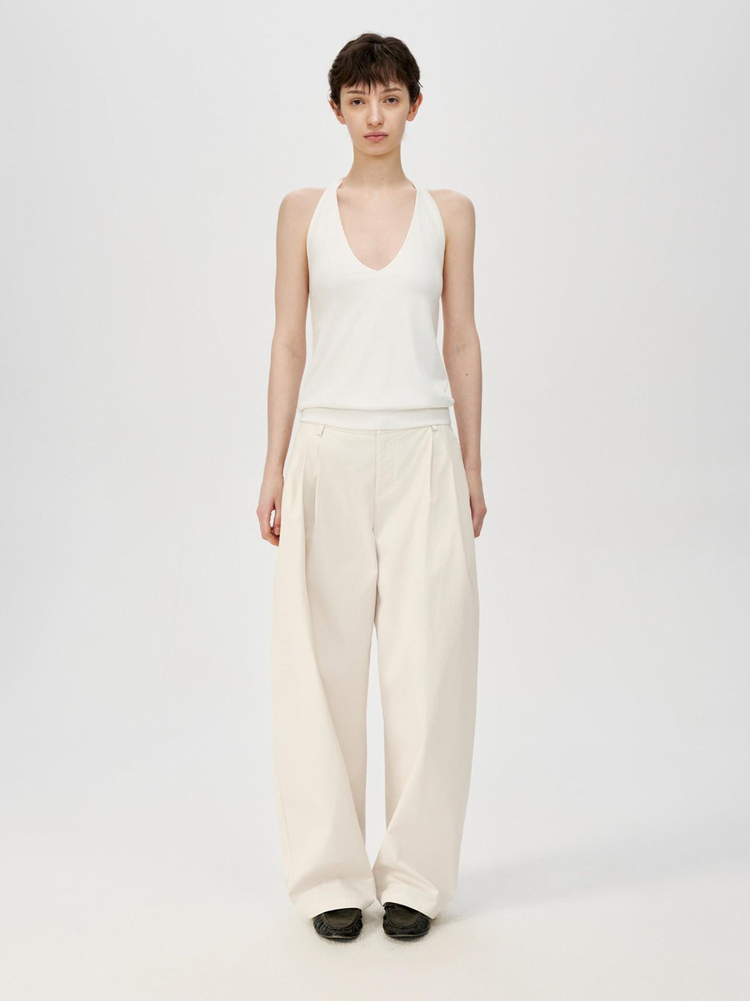 Northbutsouth Deep V Halter Backless Holiday Top In Black And White