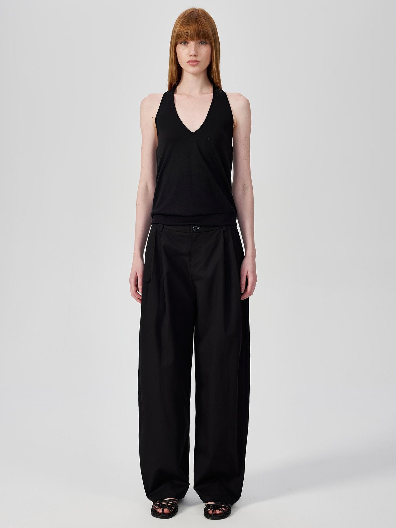 Northbutsouth Deep V Halter Backless Holiday Top In Black And White