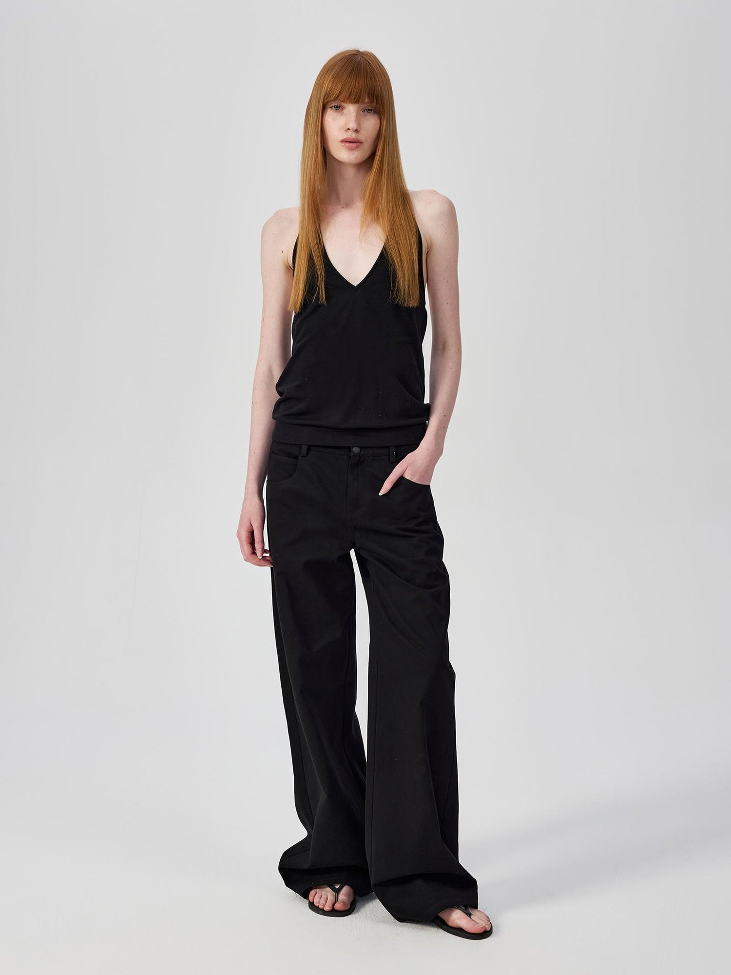 Northbutsouth Deep V Halter Backless Holiday Top In Black And White