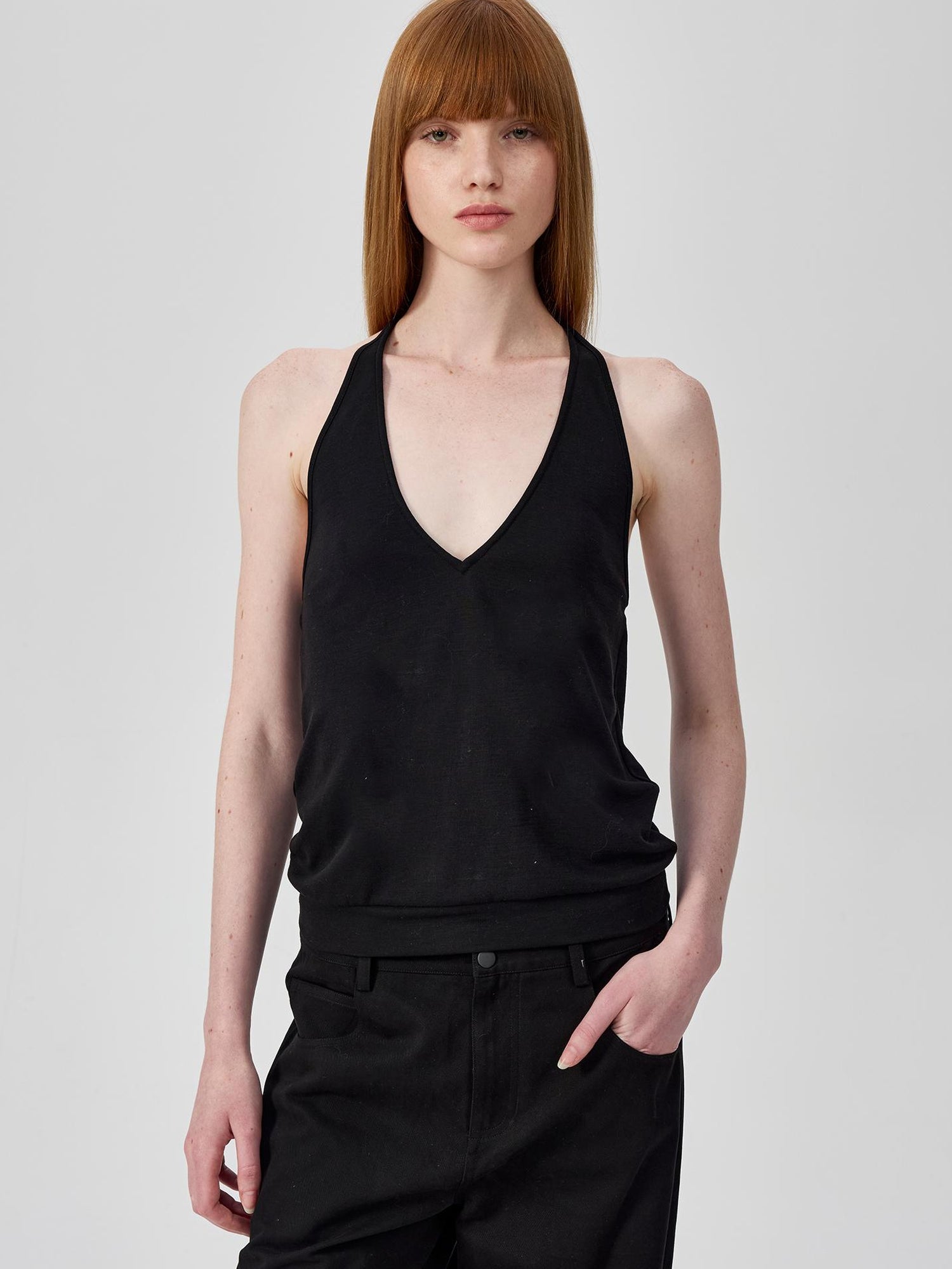 Northbutsouth Deep V Halter Backless Holiday Top In Black And White