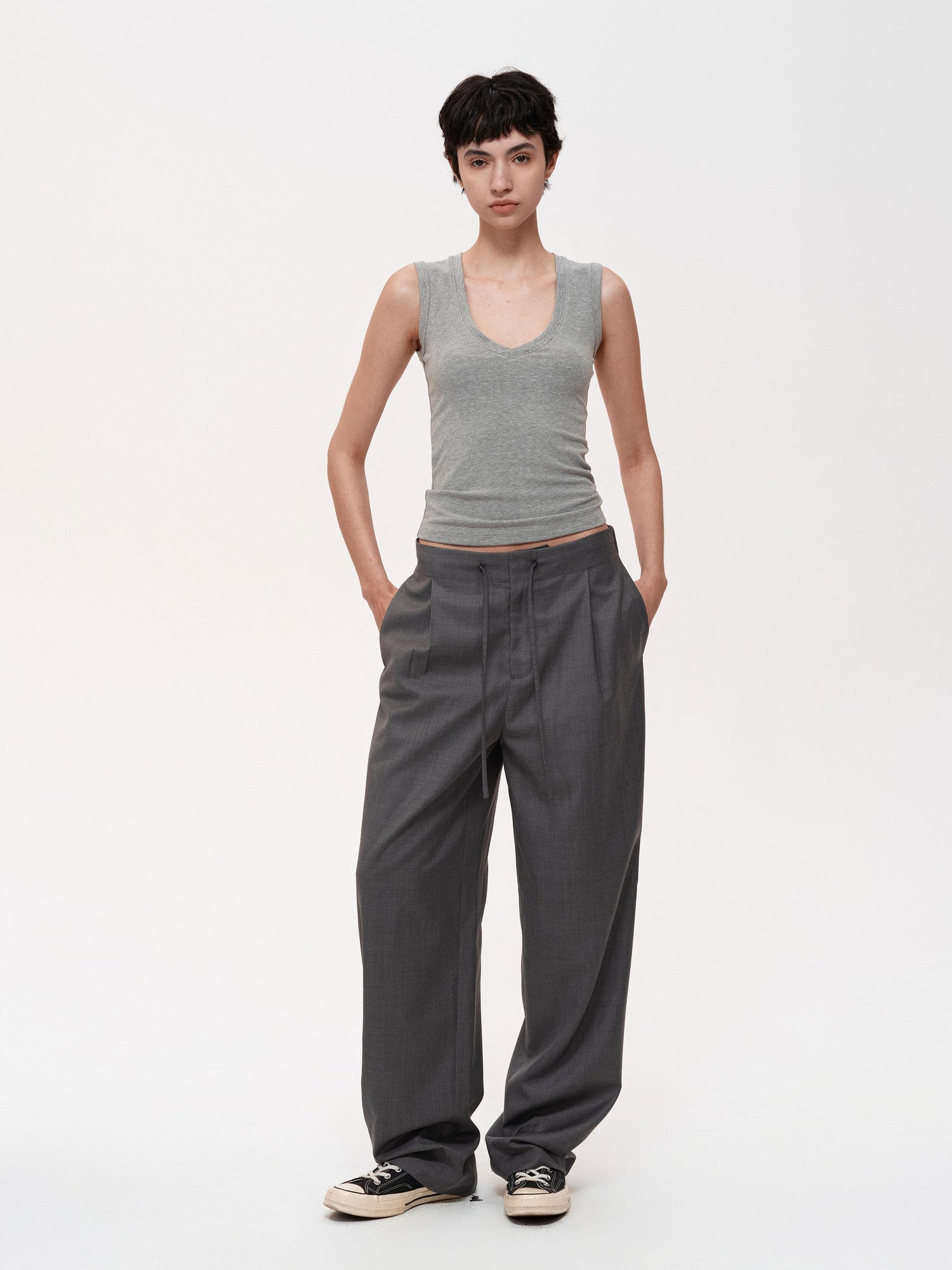 Northbutsouth Deep V Slim Fit Camisole In Three Colors