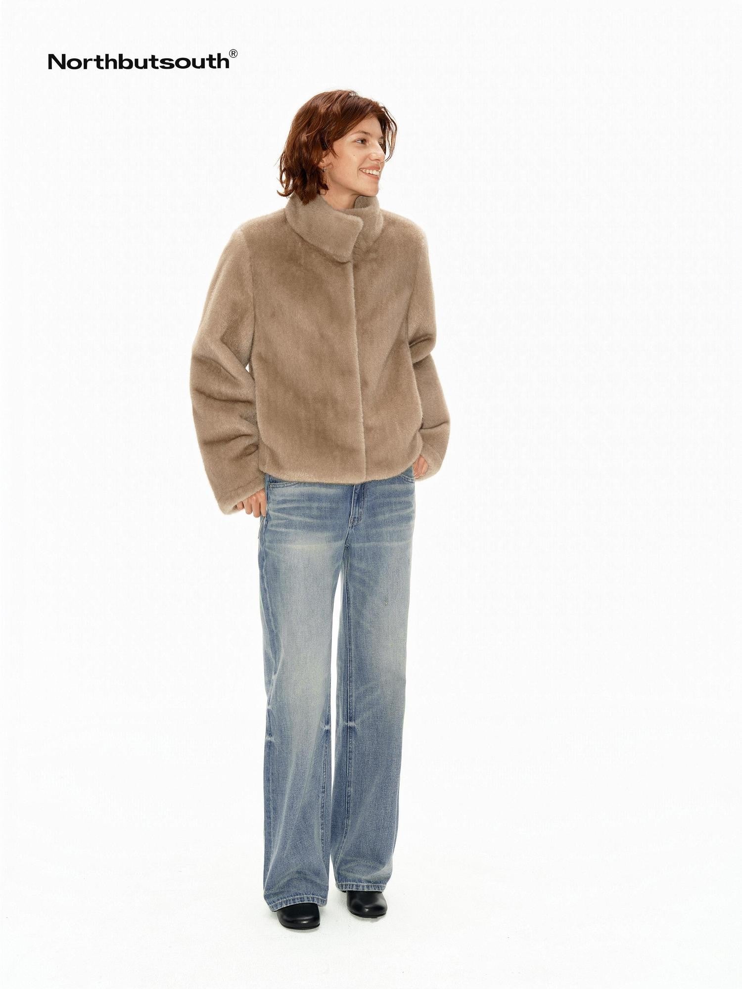 Northbutsouth Khaki Fluffy Stand Collar Cropped Loose Fit Women&