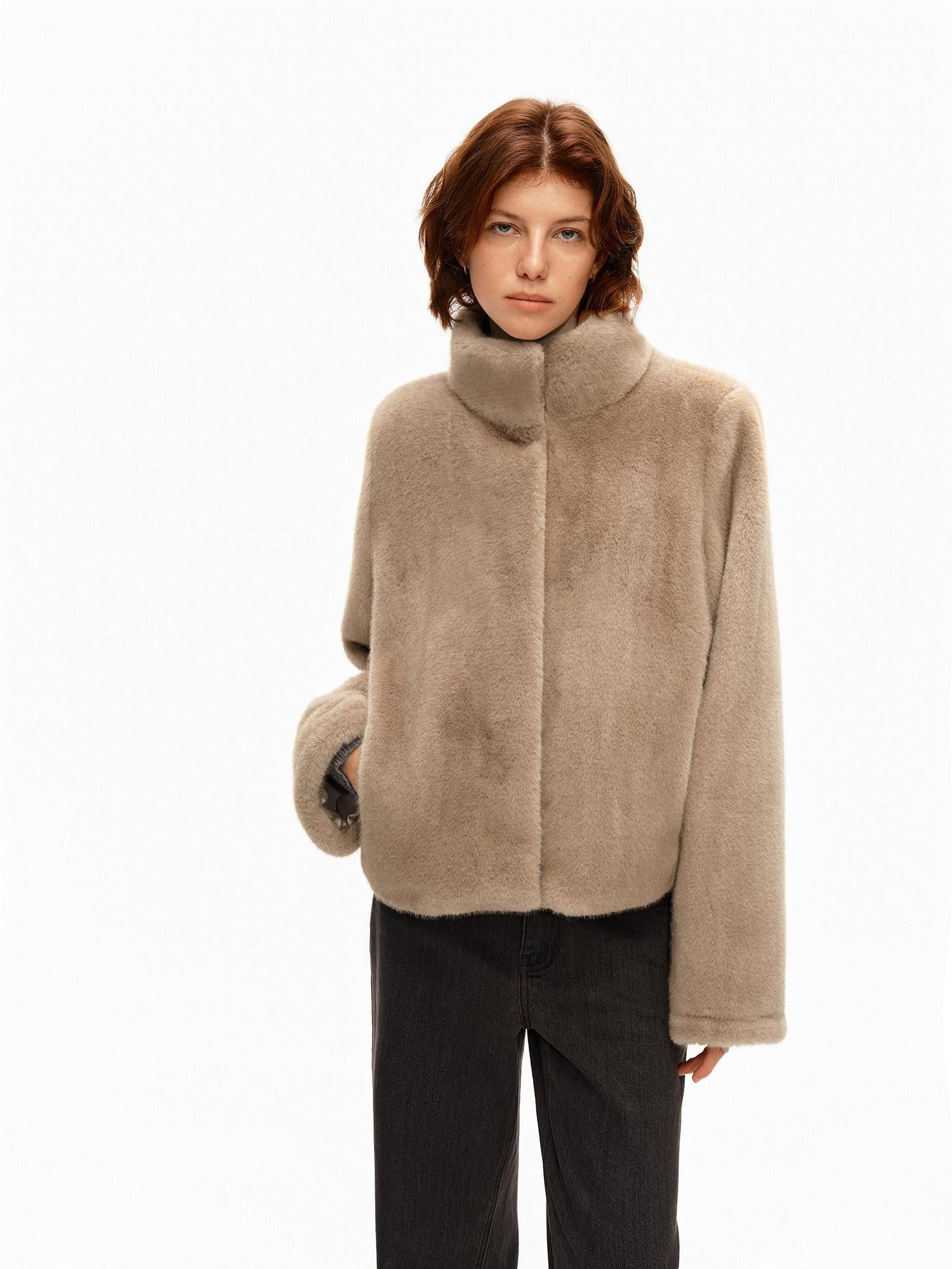 Northbutsouth Khaki Fluffy Stand Collar Cropped Loose Fit Women&