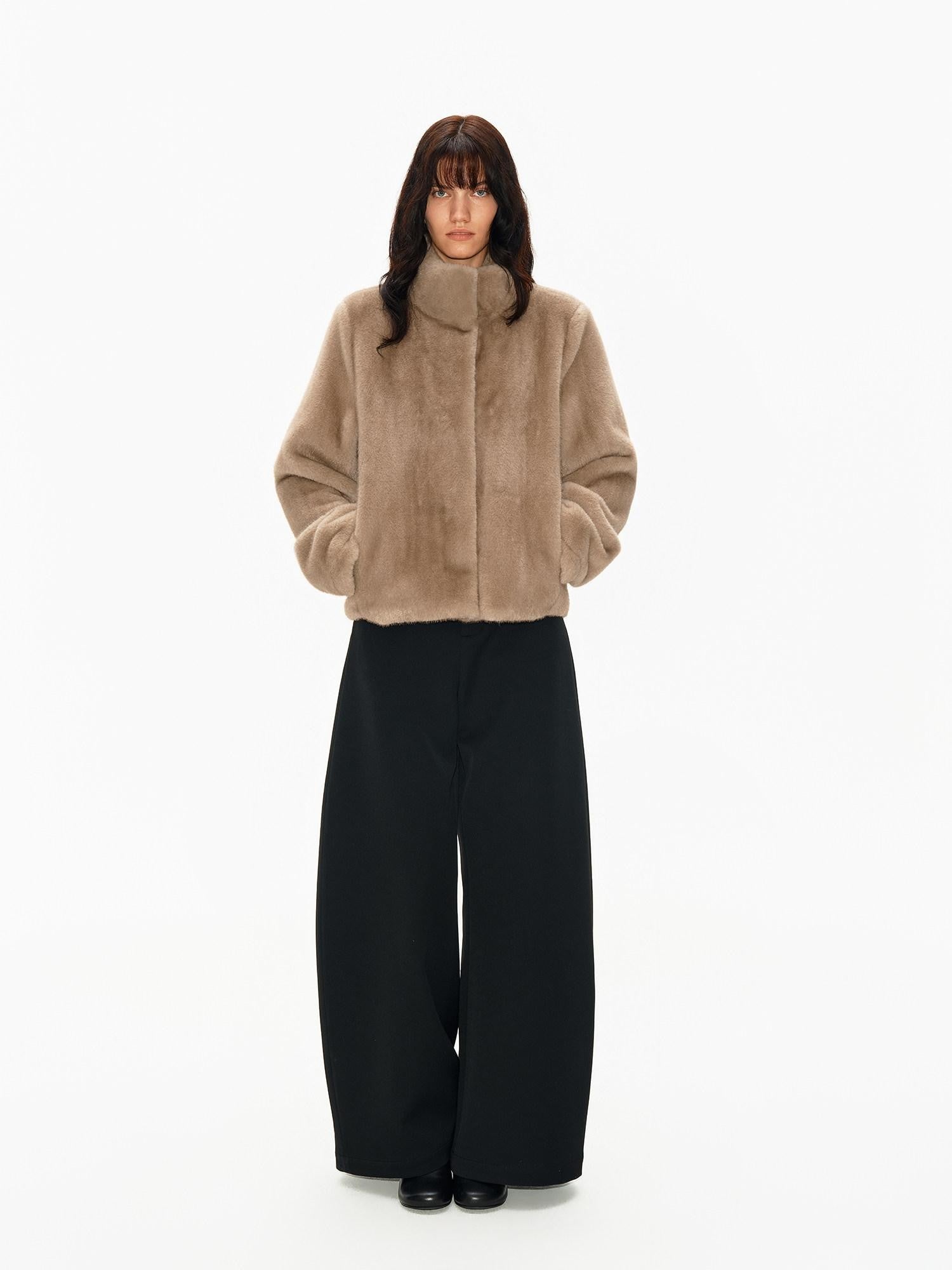 Northbutsouth Khaki Fluffy Stand Collar Cropped Loose Fit Women&