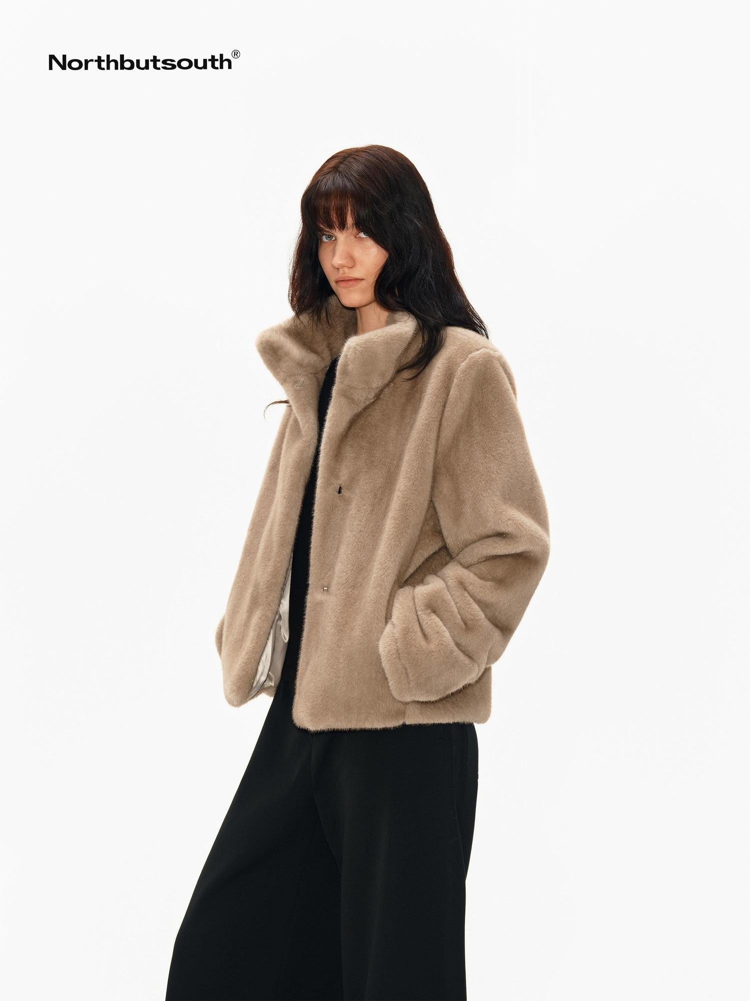 Northbutsouth Khaki Fluffy Stand Collar Cropped Loose Fit Women&