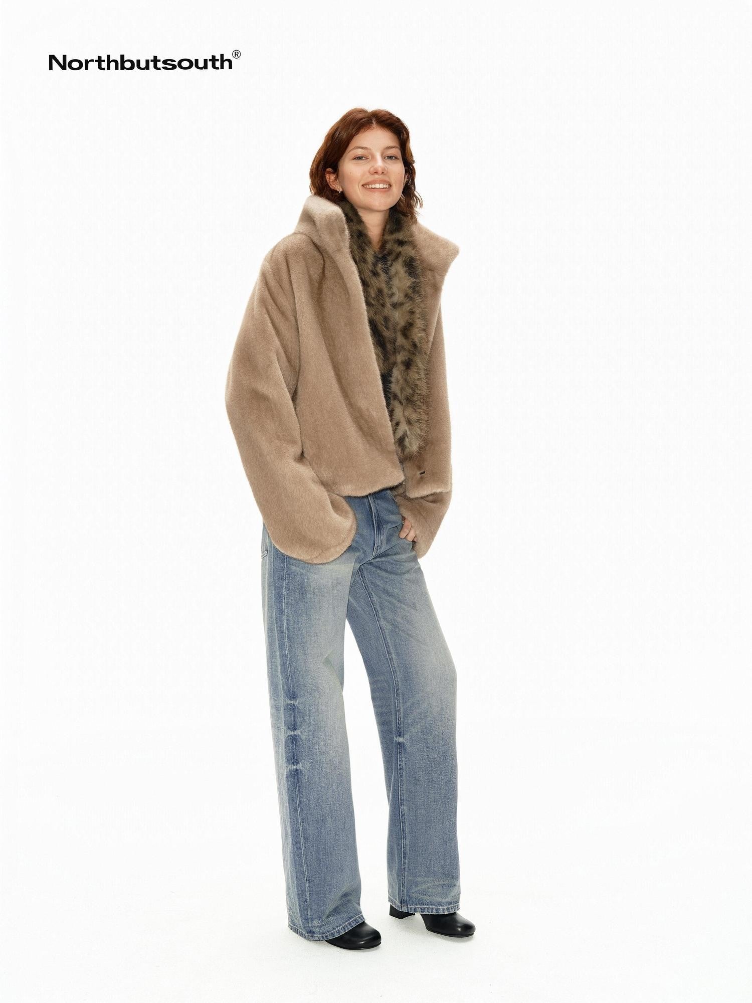 Northbutsouth Khaki Fluffy Stand Collar Cropped Loose Fit Women&