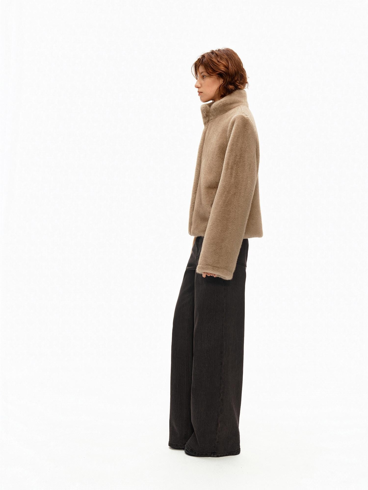 Northbutsouth Khaki Fluffy Stand Collar Cropped Loose Fit Women&