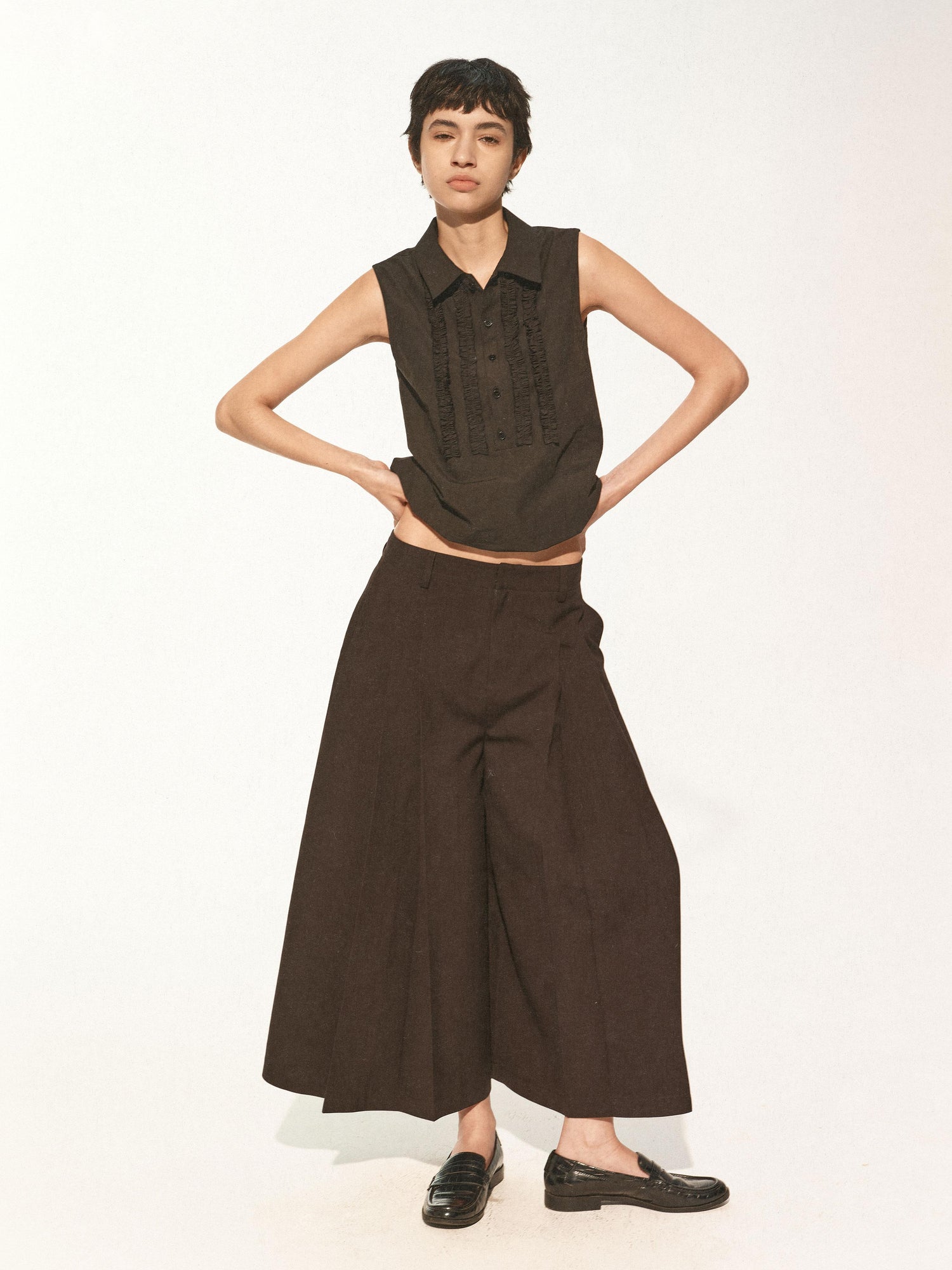 Northbutsouth Lace Ruffle Semi Open Neck Lightweight Adjustable Cotton Vest