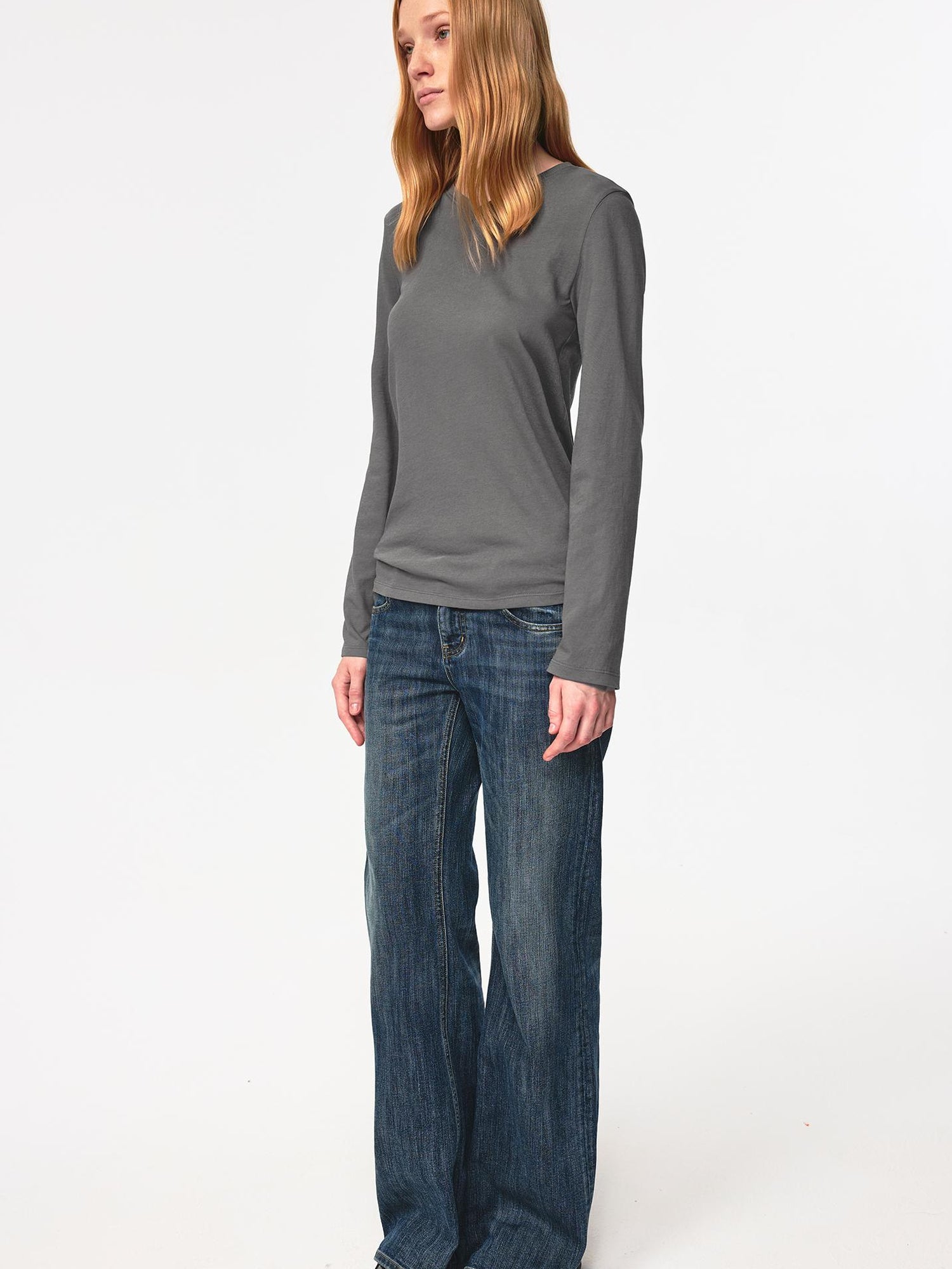 Northbutsouth Lightweight Bamboo Cotton V-Neck Relaxed Fit Tee