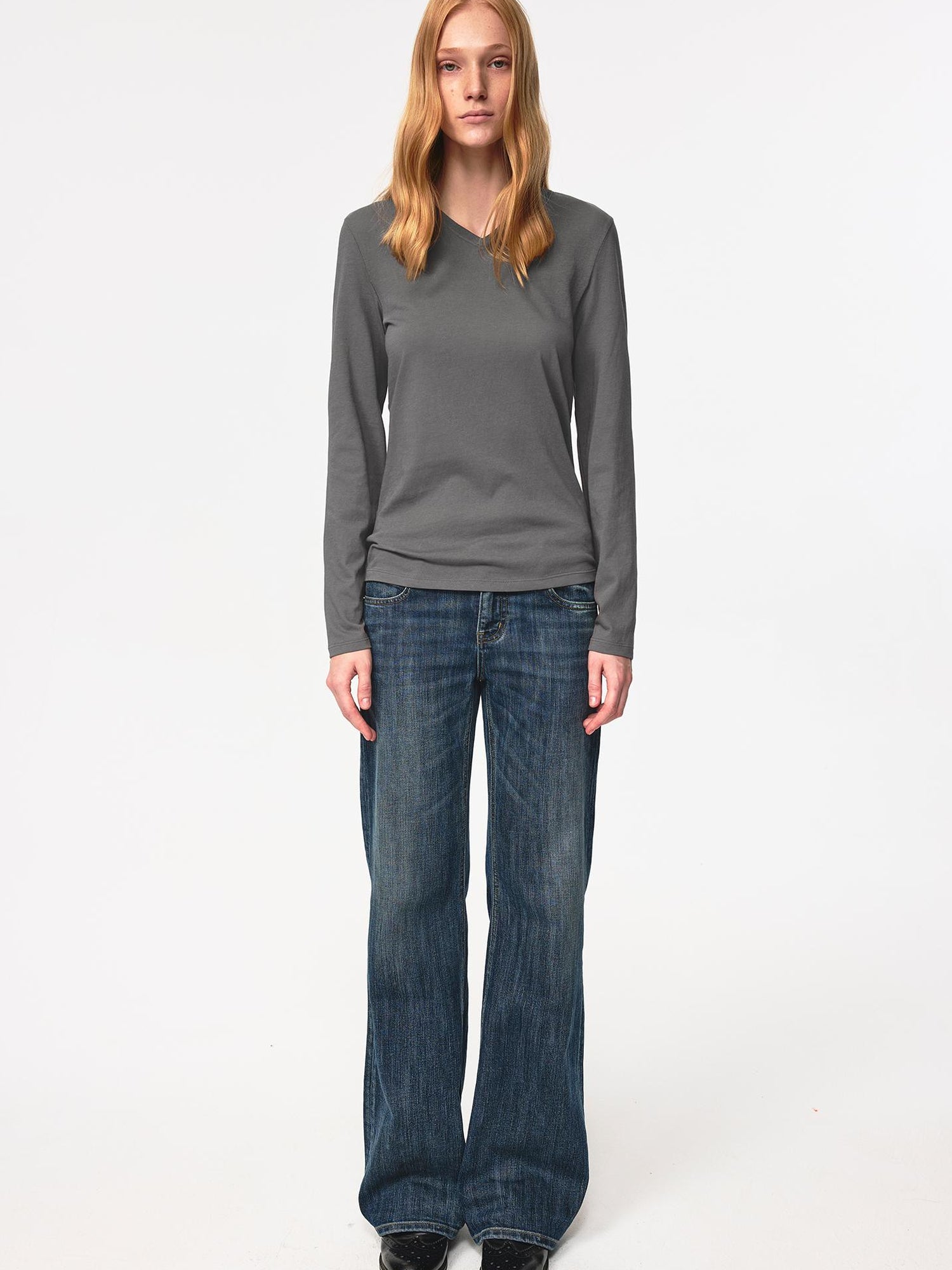 Northbutsouth Lightweight Bamboo Cotton V-Neck Relaxed Fit Tee