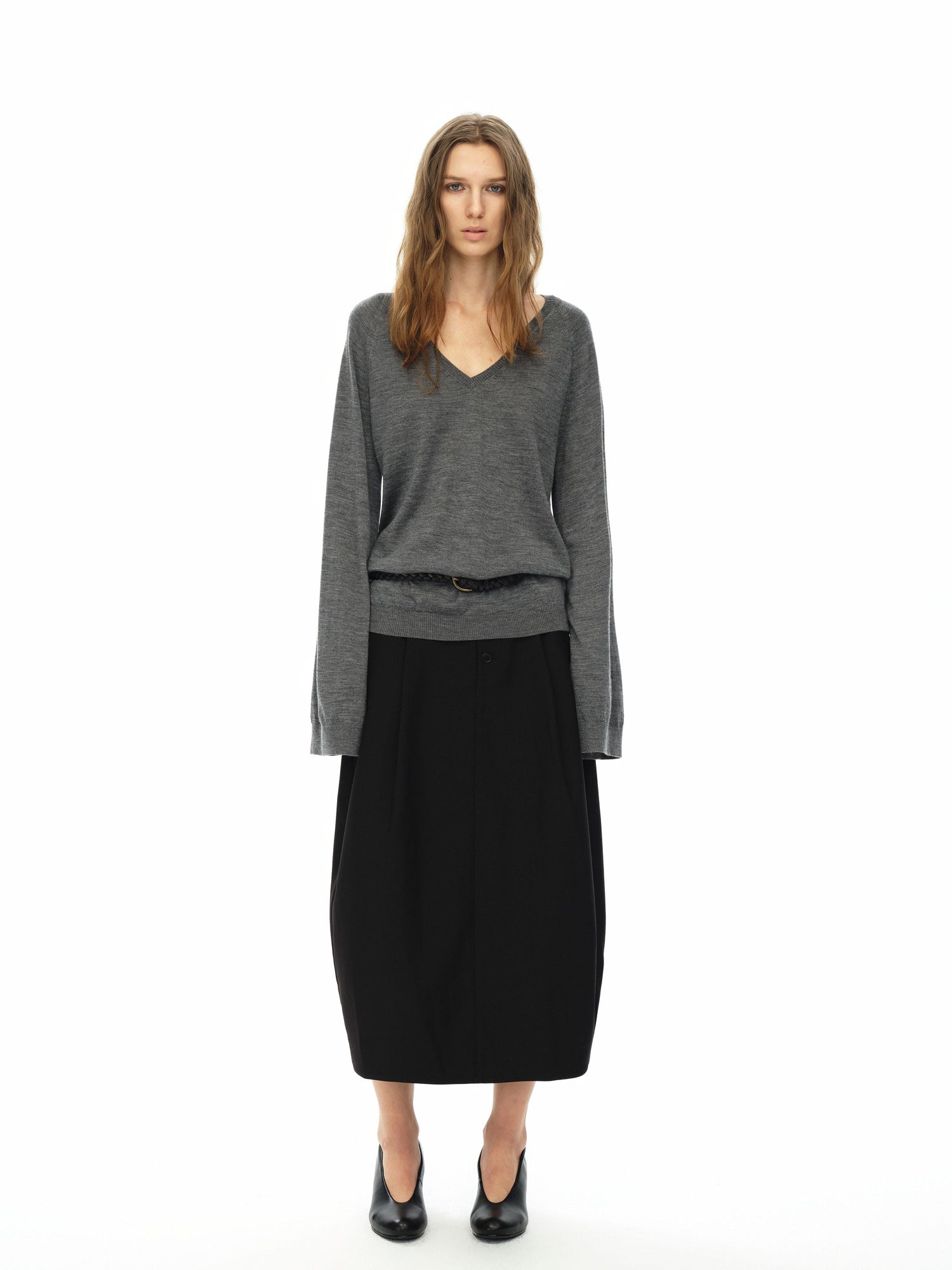 Northbutsouth Lightweight Wool V-Neck Loose Knit Sweater