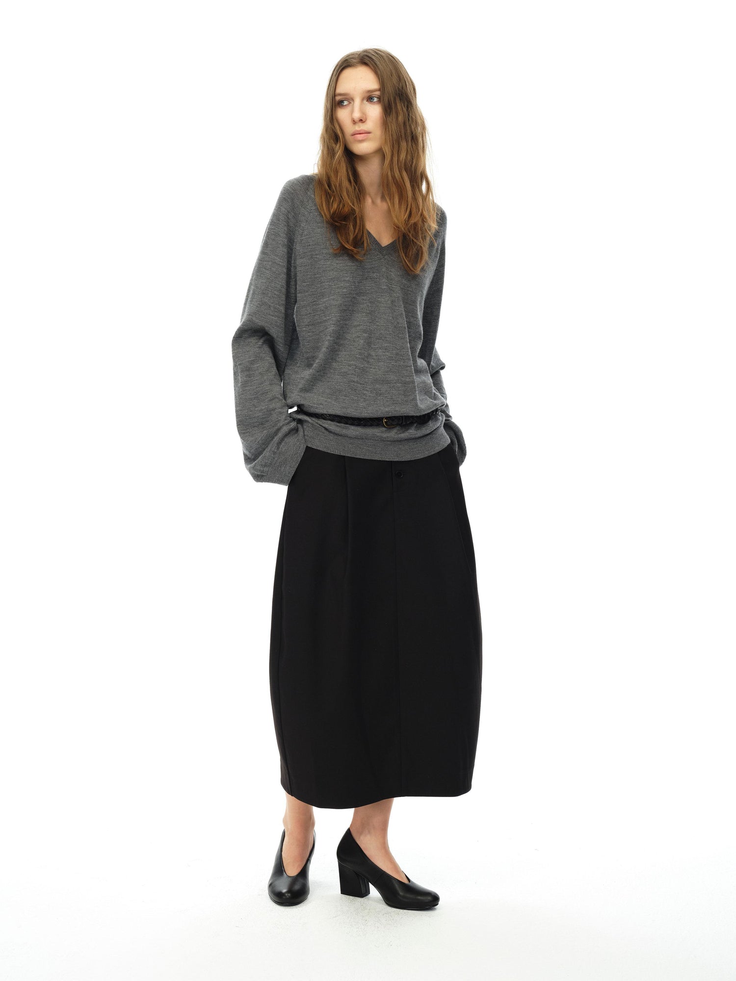 Northbutsouth Lightweight Wool V-Neck Loose Knit Sweater