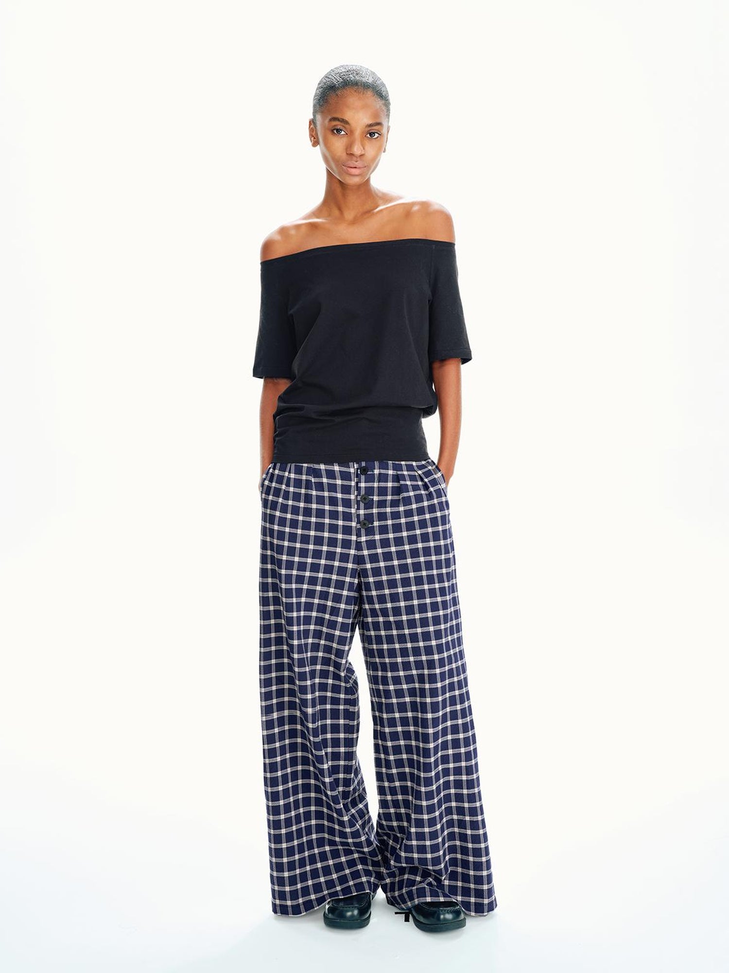 Northbutsouth Loose Fit Checkered Wide-Leg Mid-Rise Casual Pants