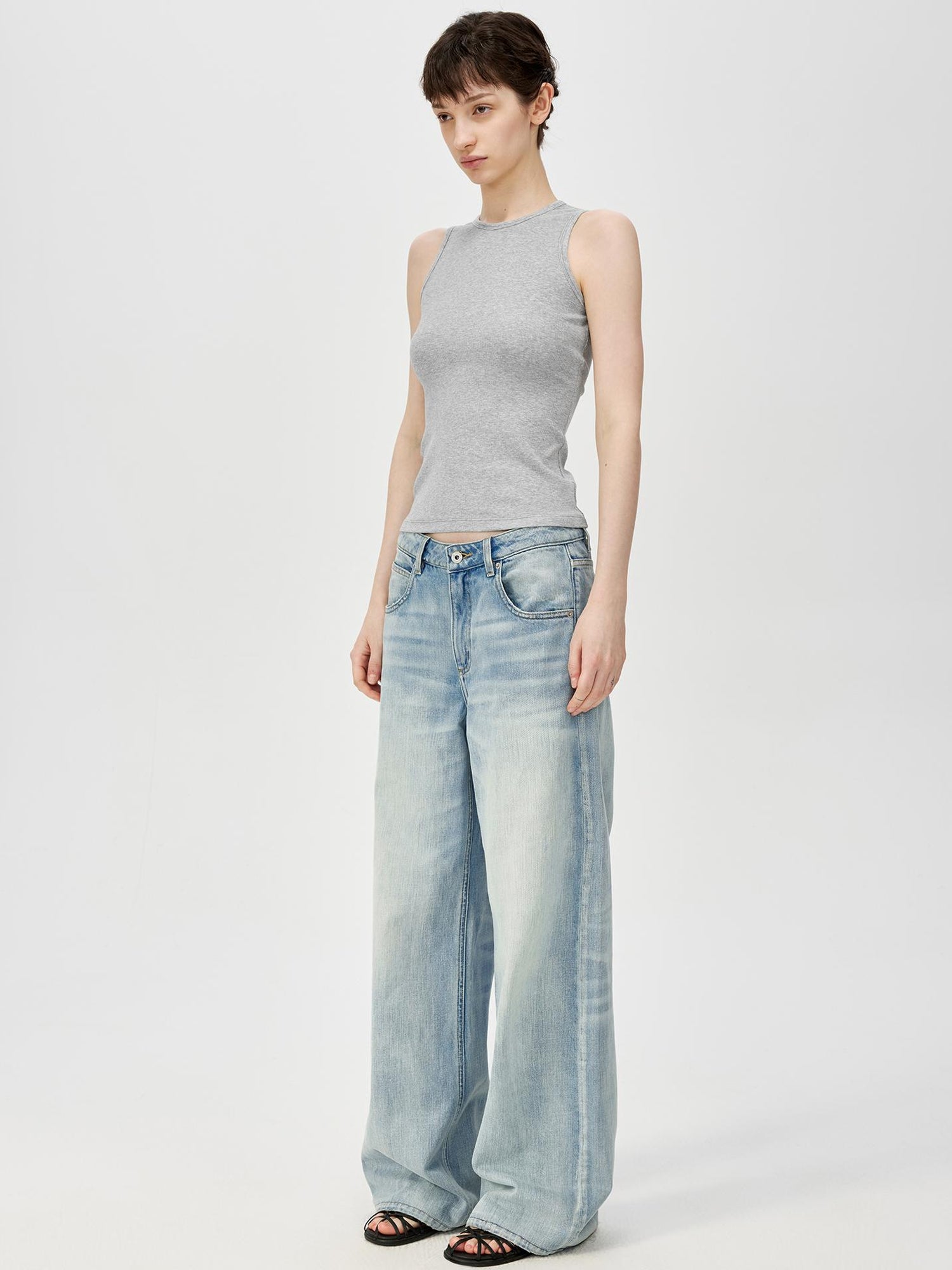 Northbutsouth Multi Color Round Neck Slim Fit Camisole With Side Support